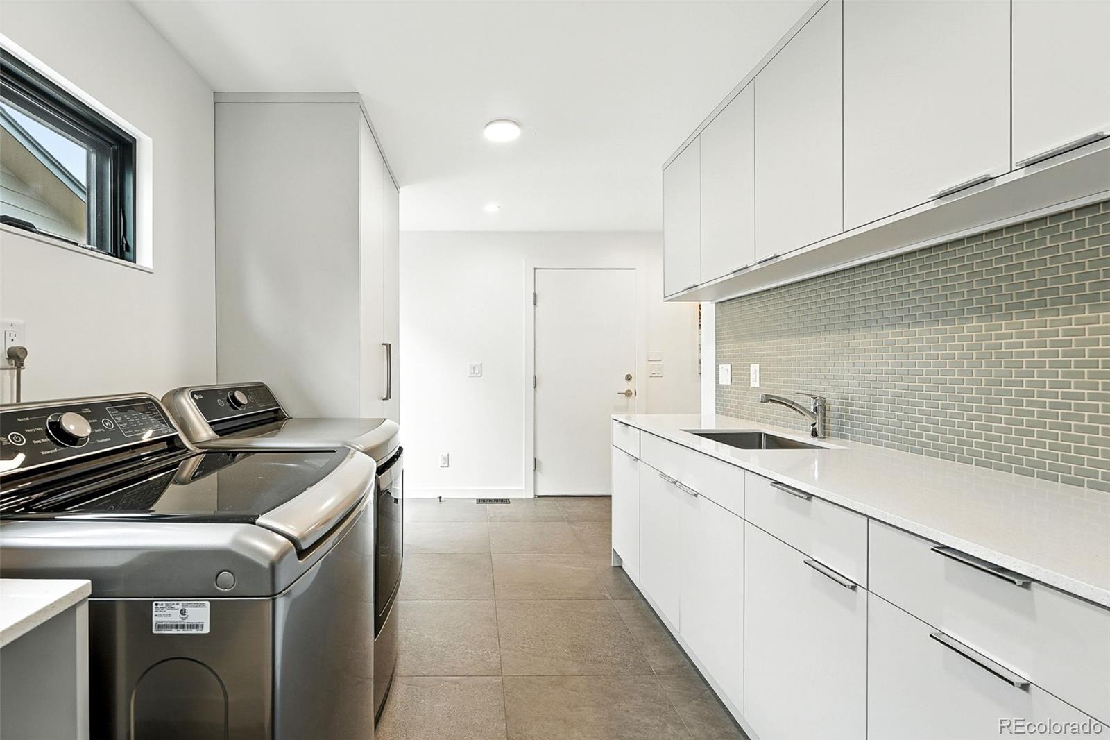 MLS Image #31 for 3010 s franklin street,denver, Colorado
