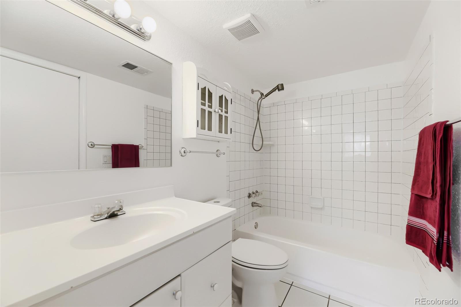 MLS Image #13 for 17662 e loyola drive,aurora, Colorado