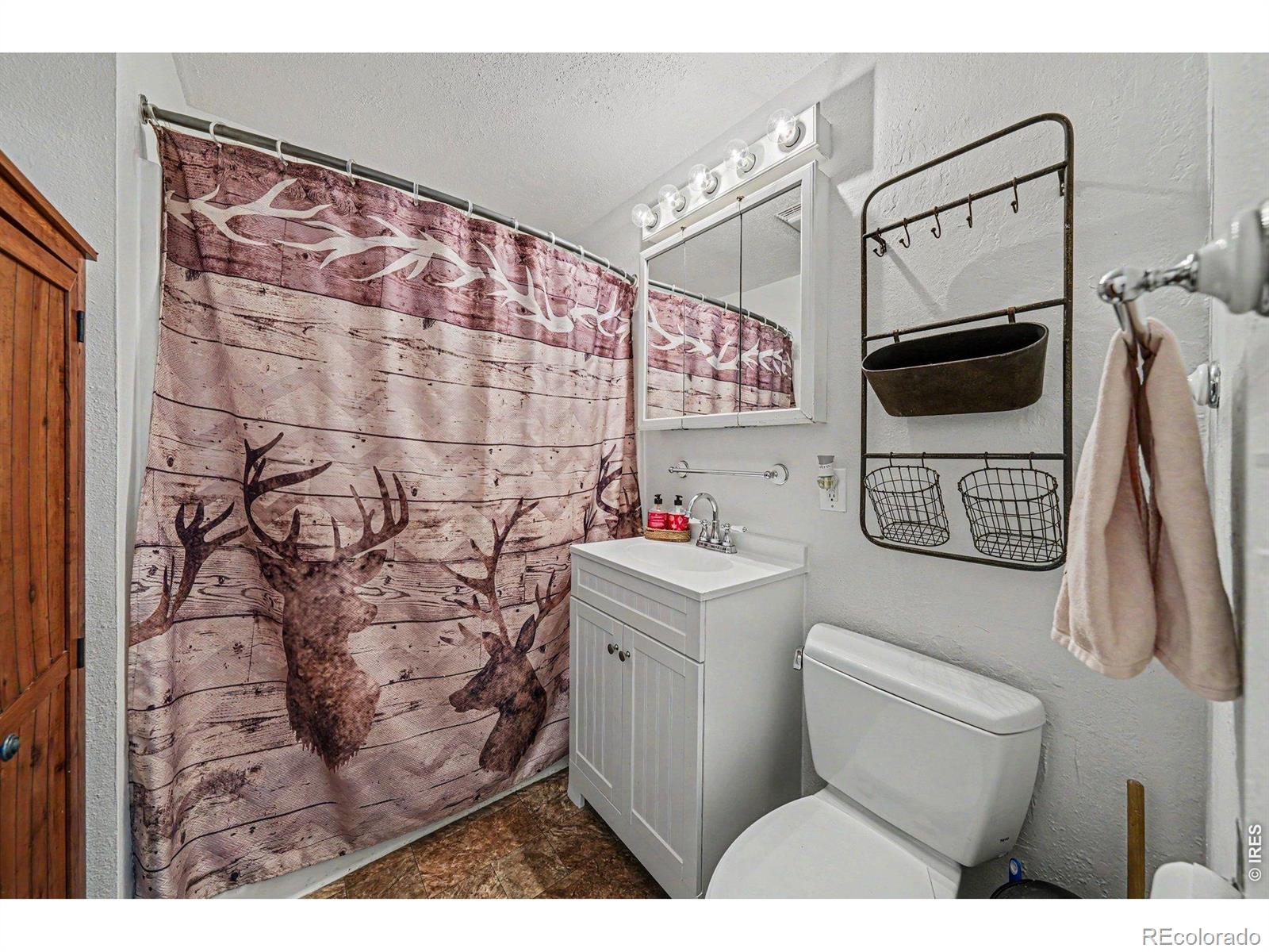 MLS Image #11 for 1430  30th st rd,greeley, Colorado