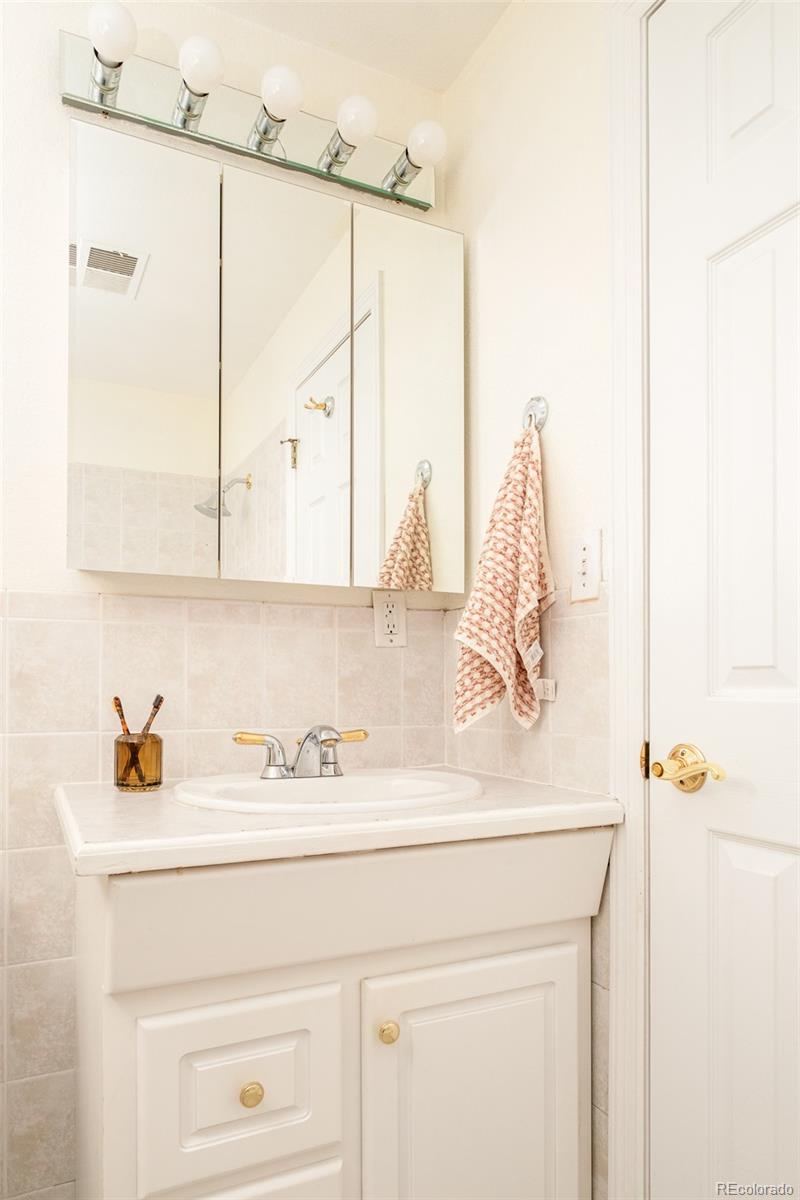 MLS Image #28 for 1989 s kearney way,denver, Colorado