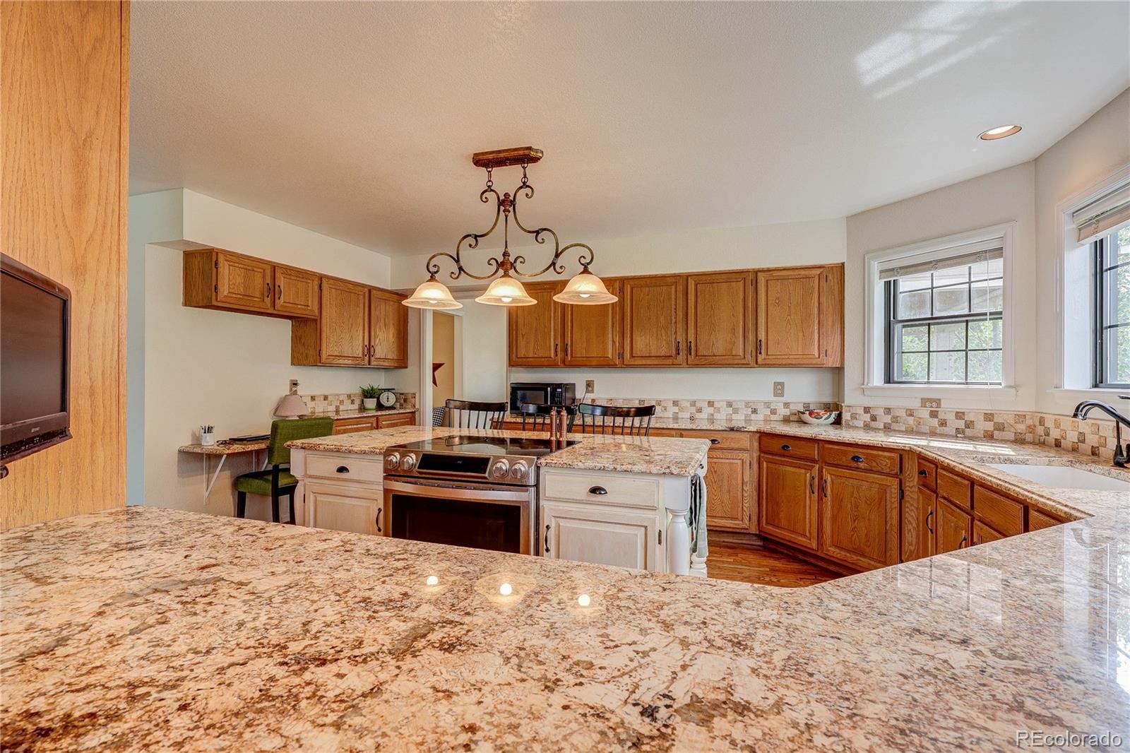 MLS Image #9 for 5231 s zinnia court,littleton, Colorado