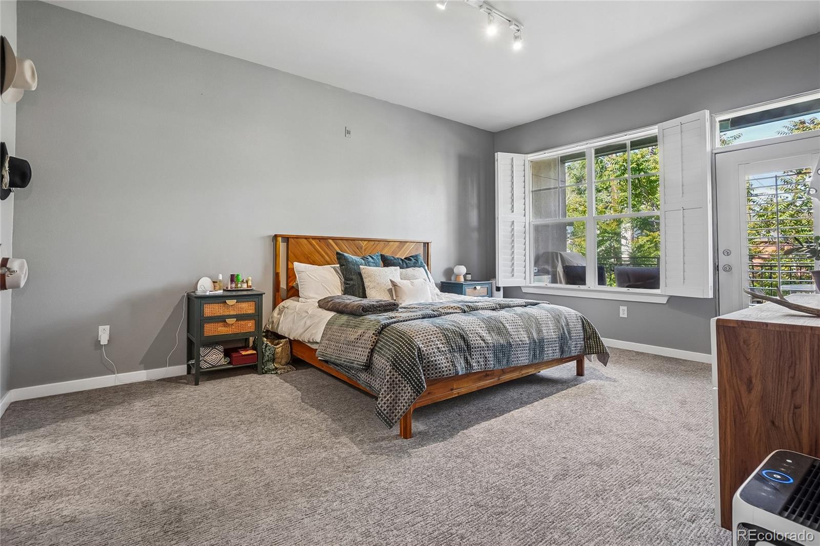 MLS Image #15 for 1441  central street,denver, Colorado