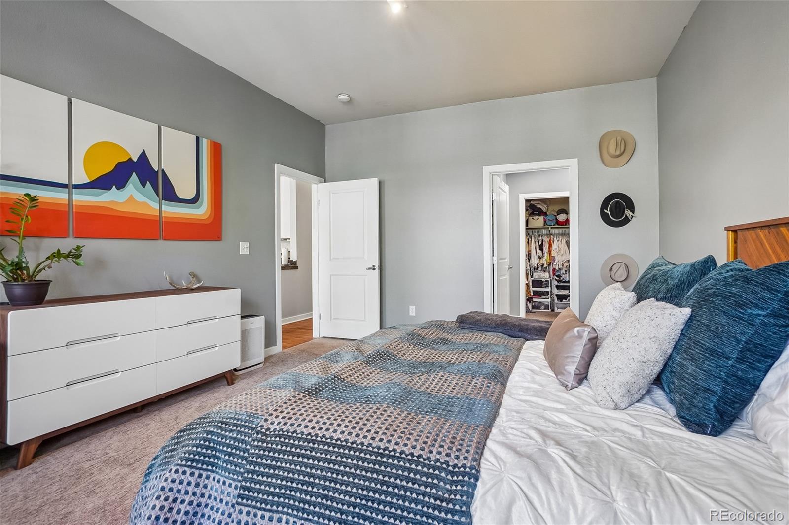 MLS Image #16 for 1441  central street,denver, Colorado