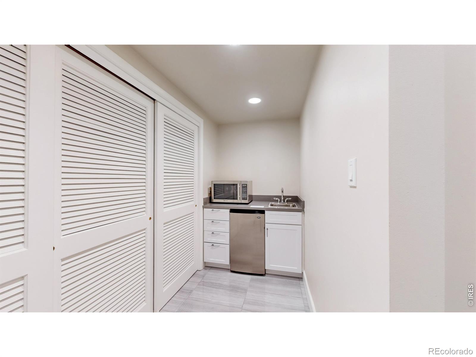 MLS Image #39 for 463  locust street,denver, Colorado