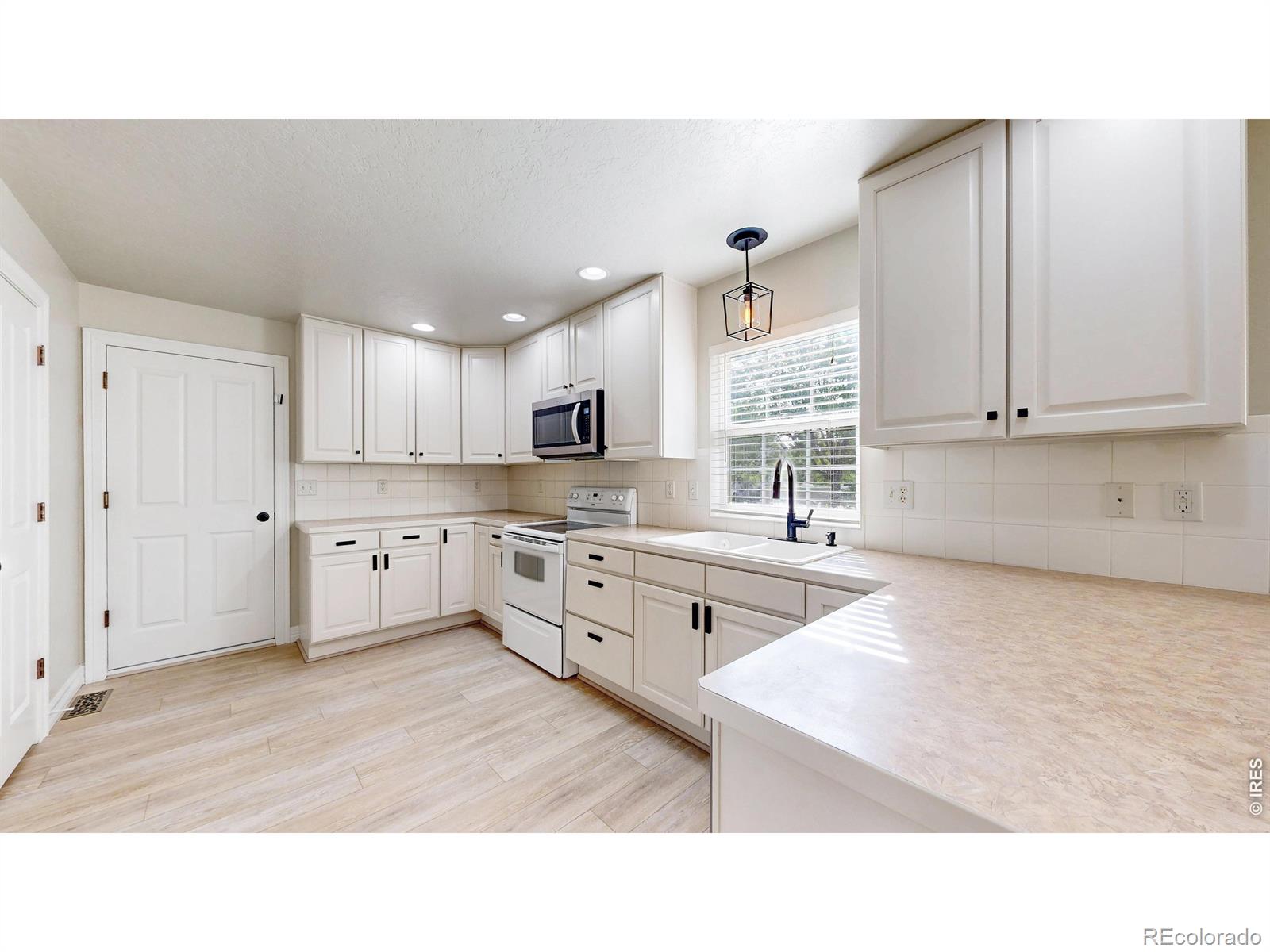 MLS Image #18 for 3342  68th avenue court,greeley, Colorado