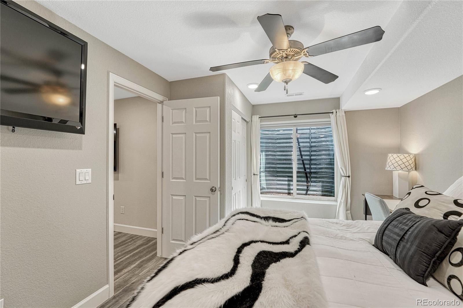 MLS Image #33 for 7848 s joplin court,englewood, Colorado