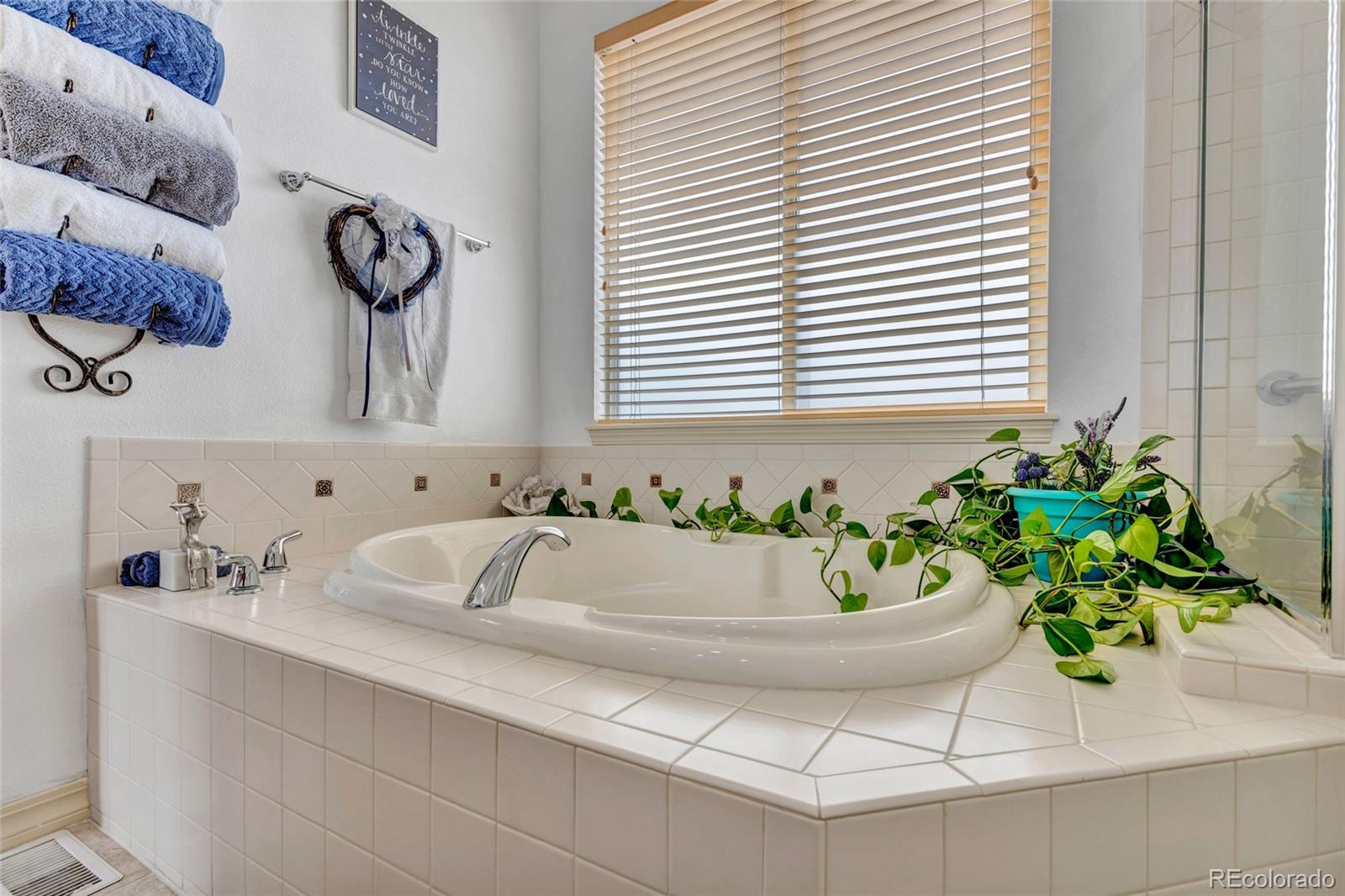 MLS Image #25 for 2998  wild cherry lane,colorado springs, Colorado
