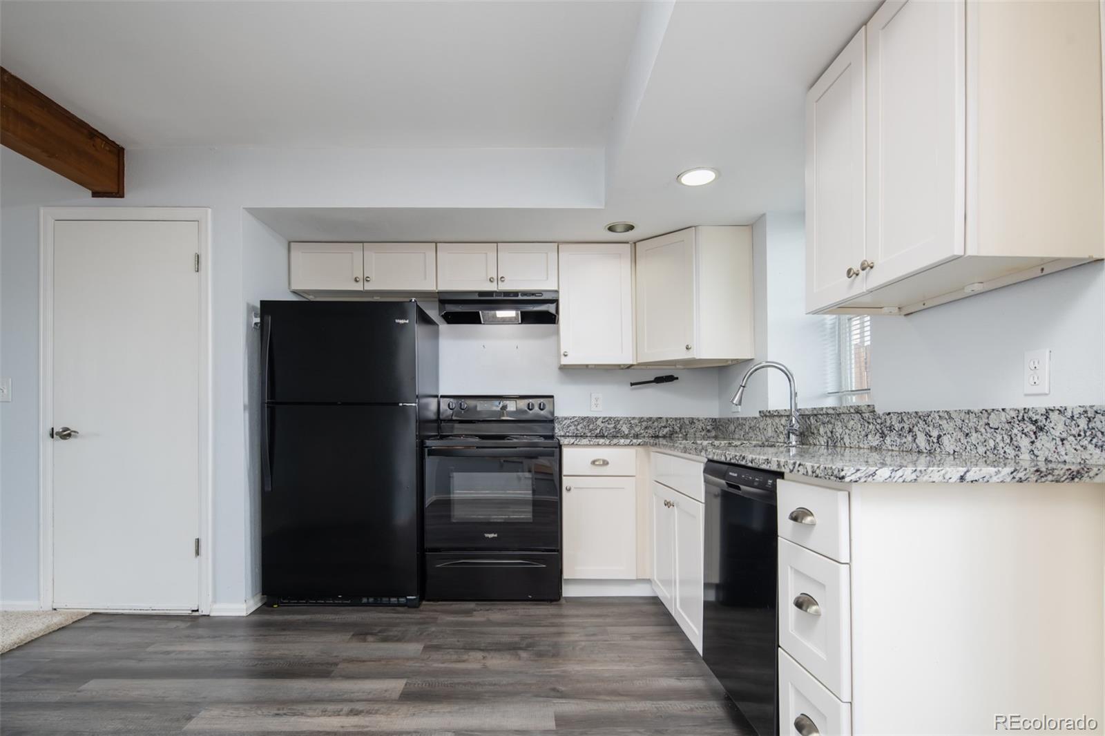 MLS Image #11 for 17136 e tennessee drive ,aurora, Colorado