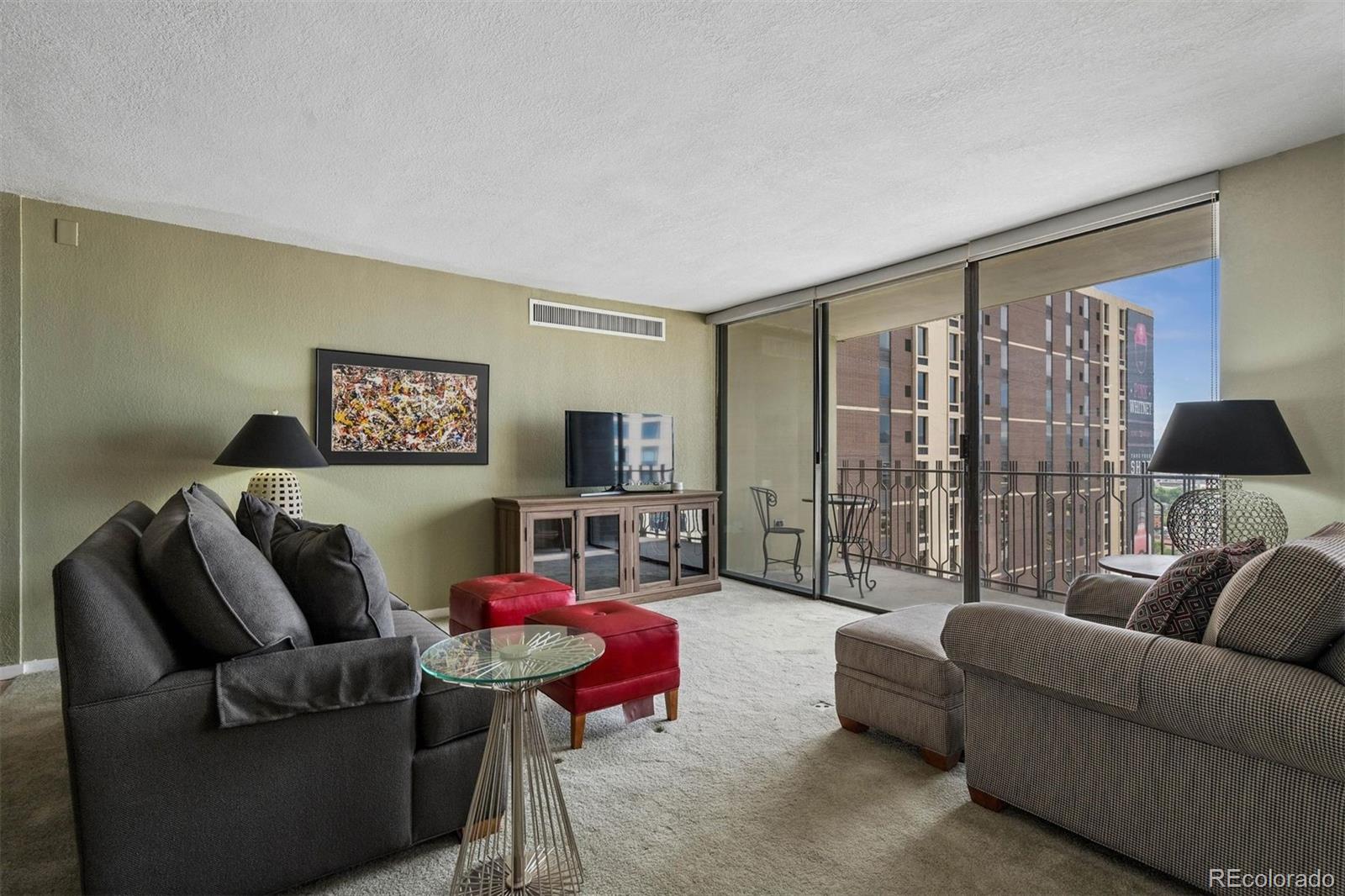 MLS Image #2 for 1020  15th street,denver, Colorado