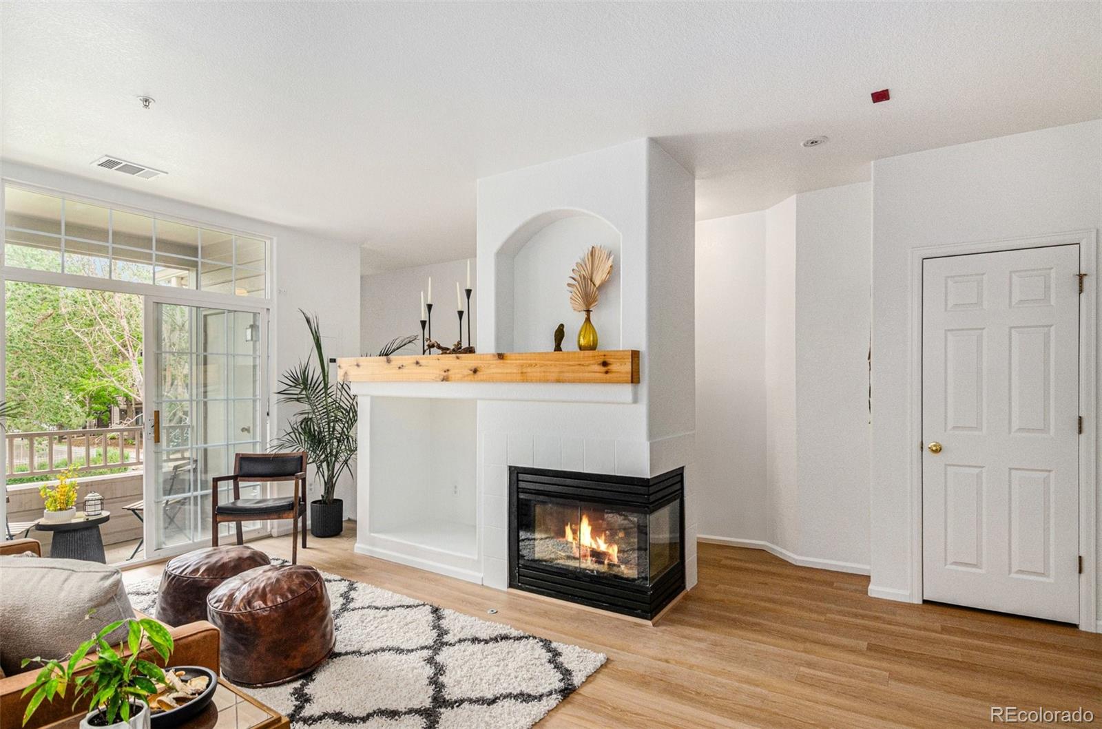 MLS Image #4 for 9448 e florida avenue,denver, Colorado