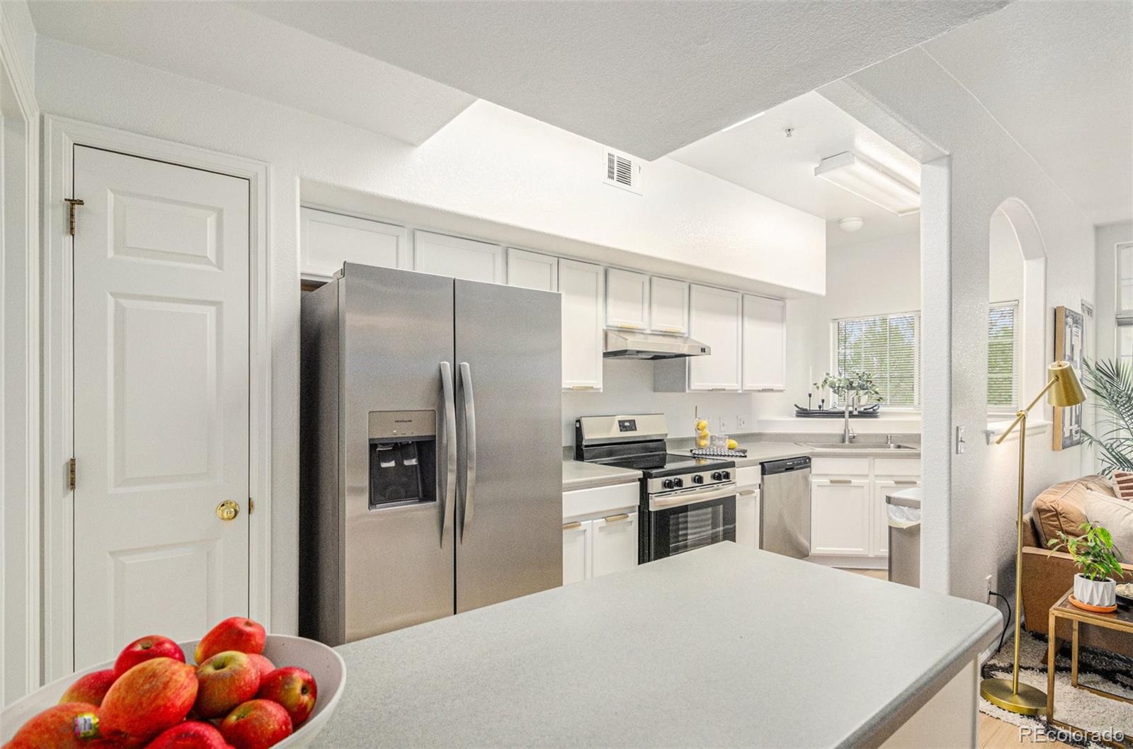 MLS Image #7 for 9448 e florida avenue,denver, Colorado