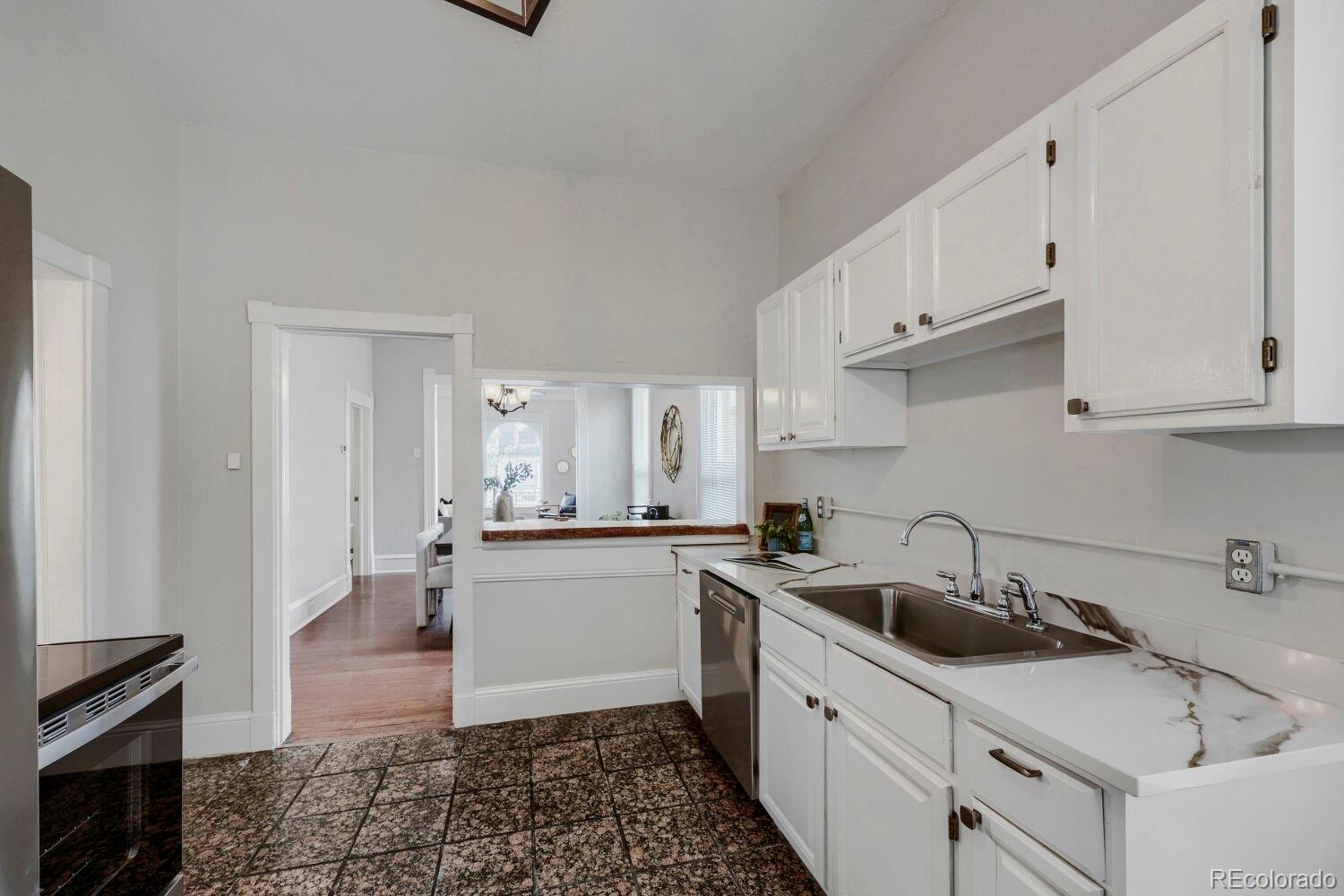 MLS Image #8 for 2622 n downing street,denver, Colorado