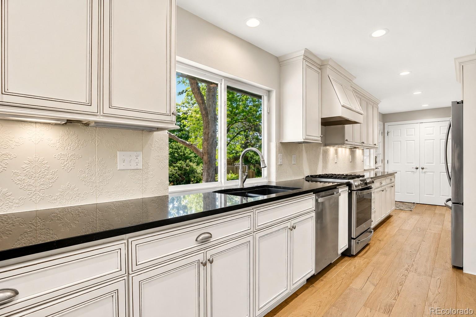 MLS Image #8 for 8658 e otero circle,centennial, Colorado