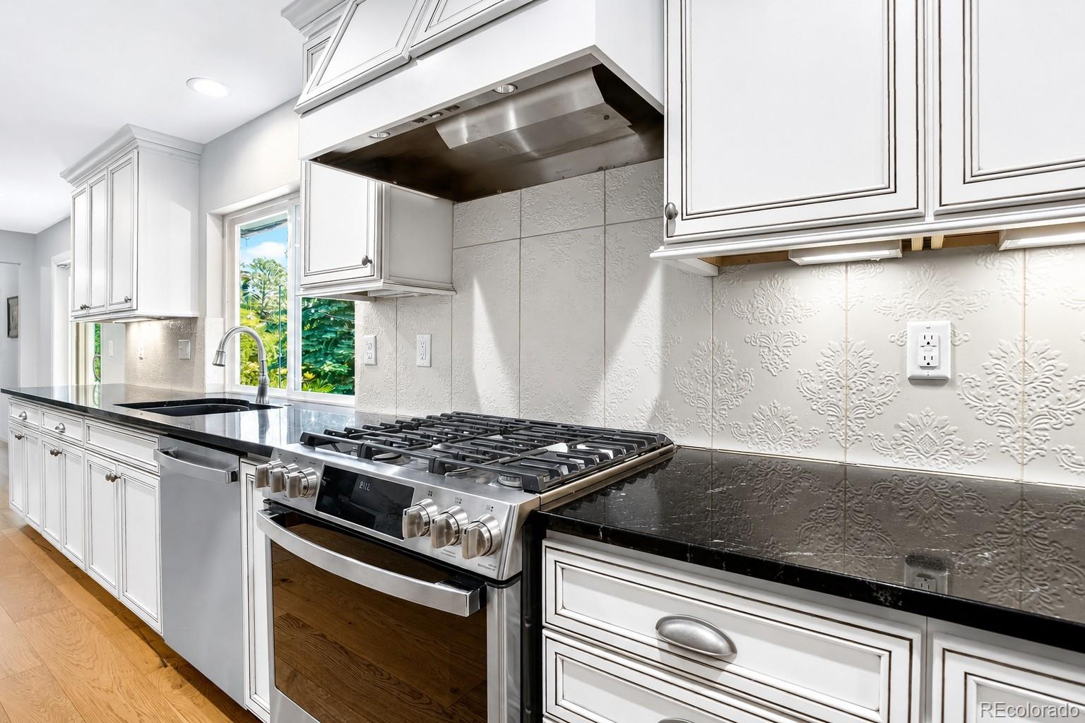 MLS Image #9 for 8658 e otero circle,centennial, Colorado