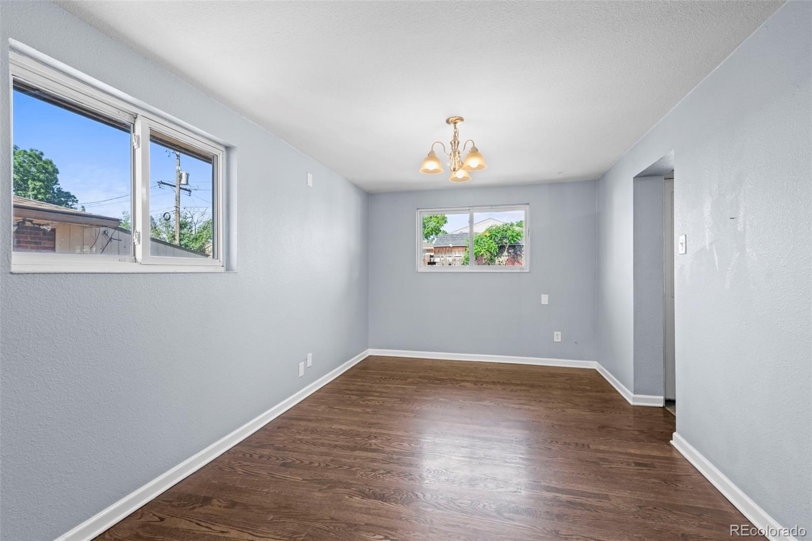 MLS Image #10 for 1361 s tejon street,denver, Colorado