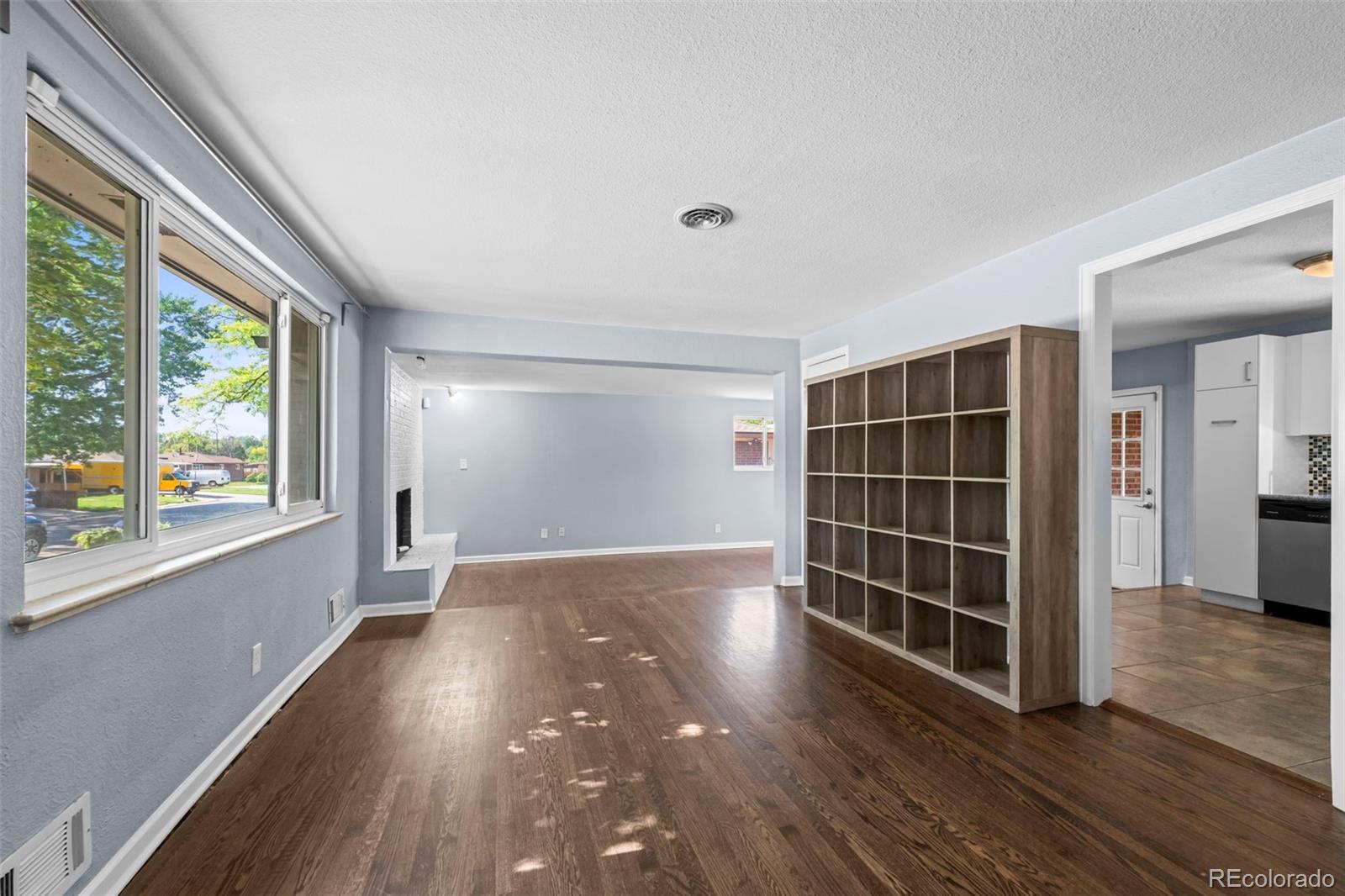 MLS Image #6 for 1361 s tejon street,denver, Colorado