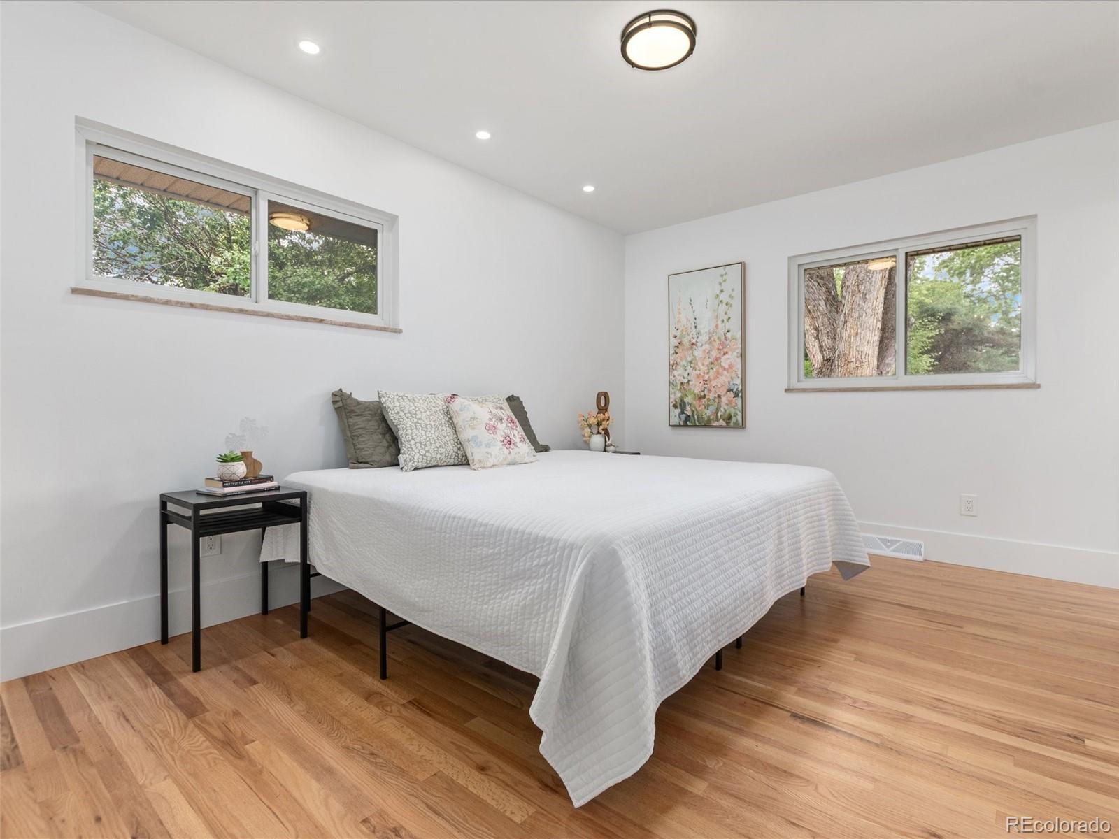 MLS Image #15 for 6562 e cornell avenue,denver, Colorado