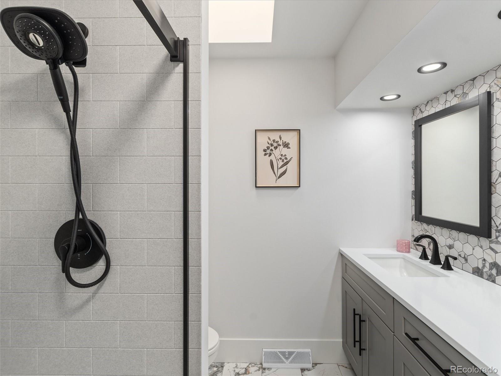 MLS Image #22 for 6562 e cornell avenue,denver, Colorado