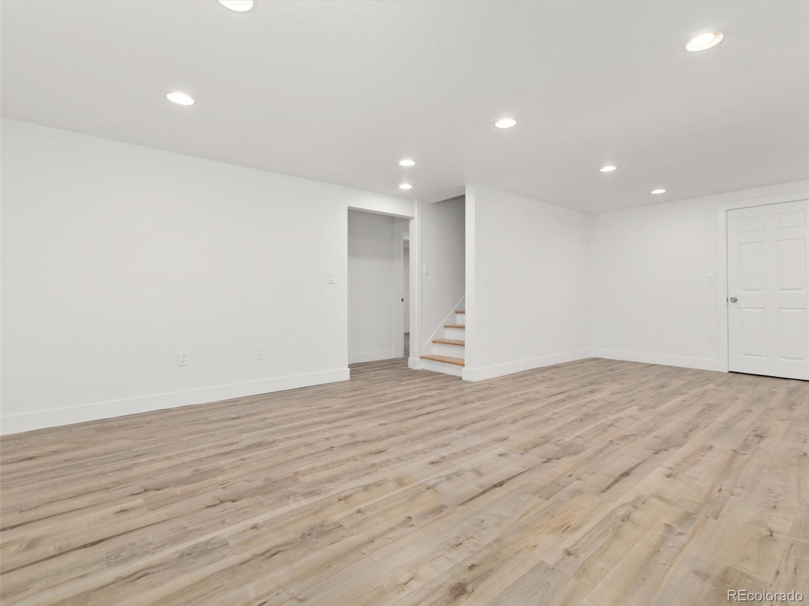 MLS Image #25 for 6562 e cornell avenue,denver, Colorado