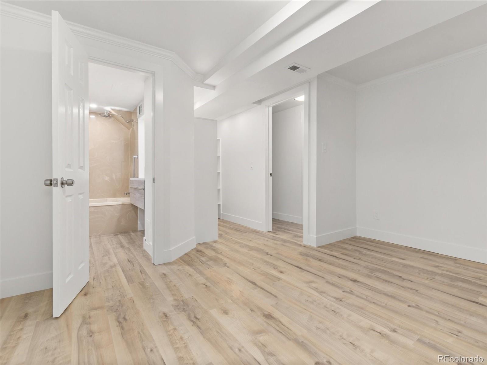 MLS Image #28 for 6562 e cornell avenue,denver, Colorado