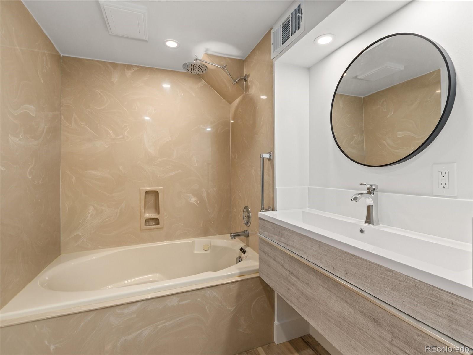 MLS Image #29 for 6562 e cornell avenue,denver, Colorado