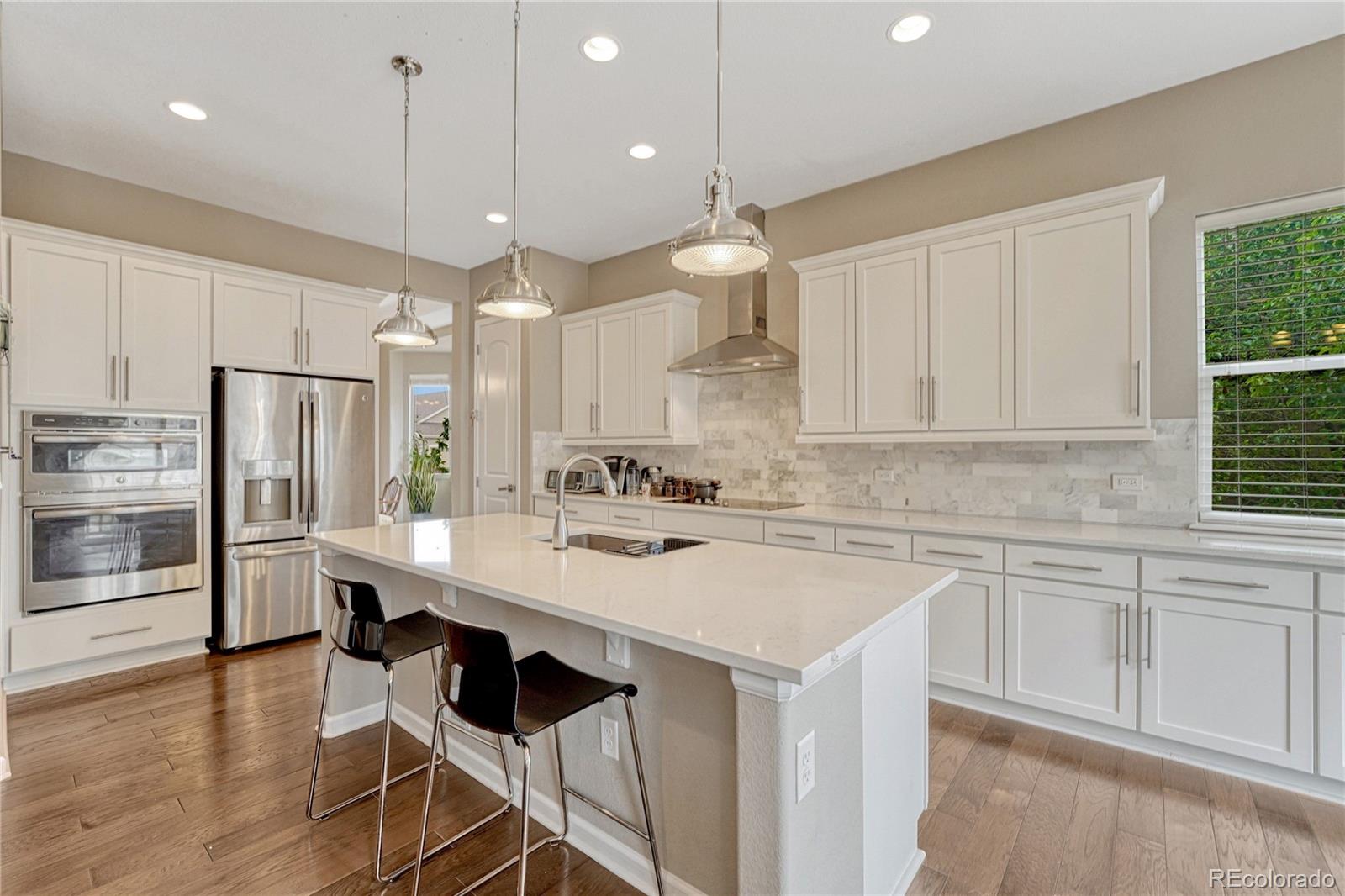 MLS Image #12 for 681 e dry creek circle,littleton, Colorado