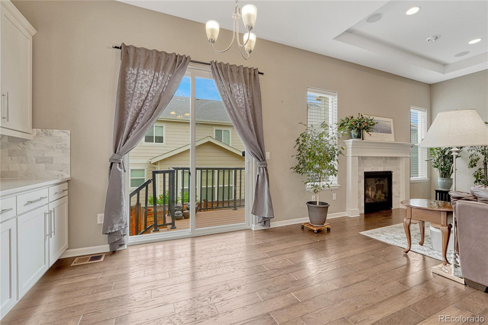 MLS Image #15 for 681 e dry creek circle,littleton, Colorado