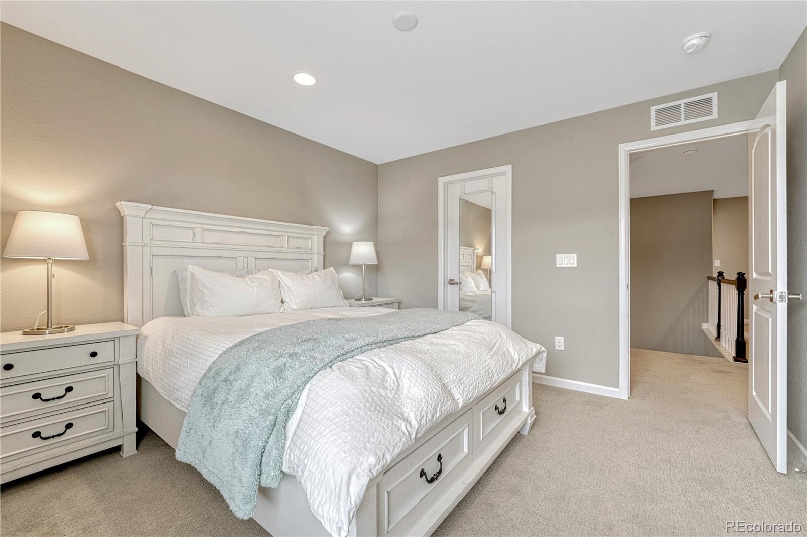 MLS Image #26 for 681 e dry creek circle,littleton, Colorado