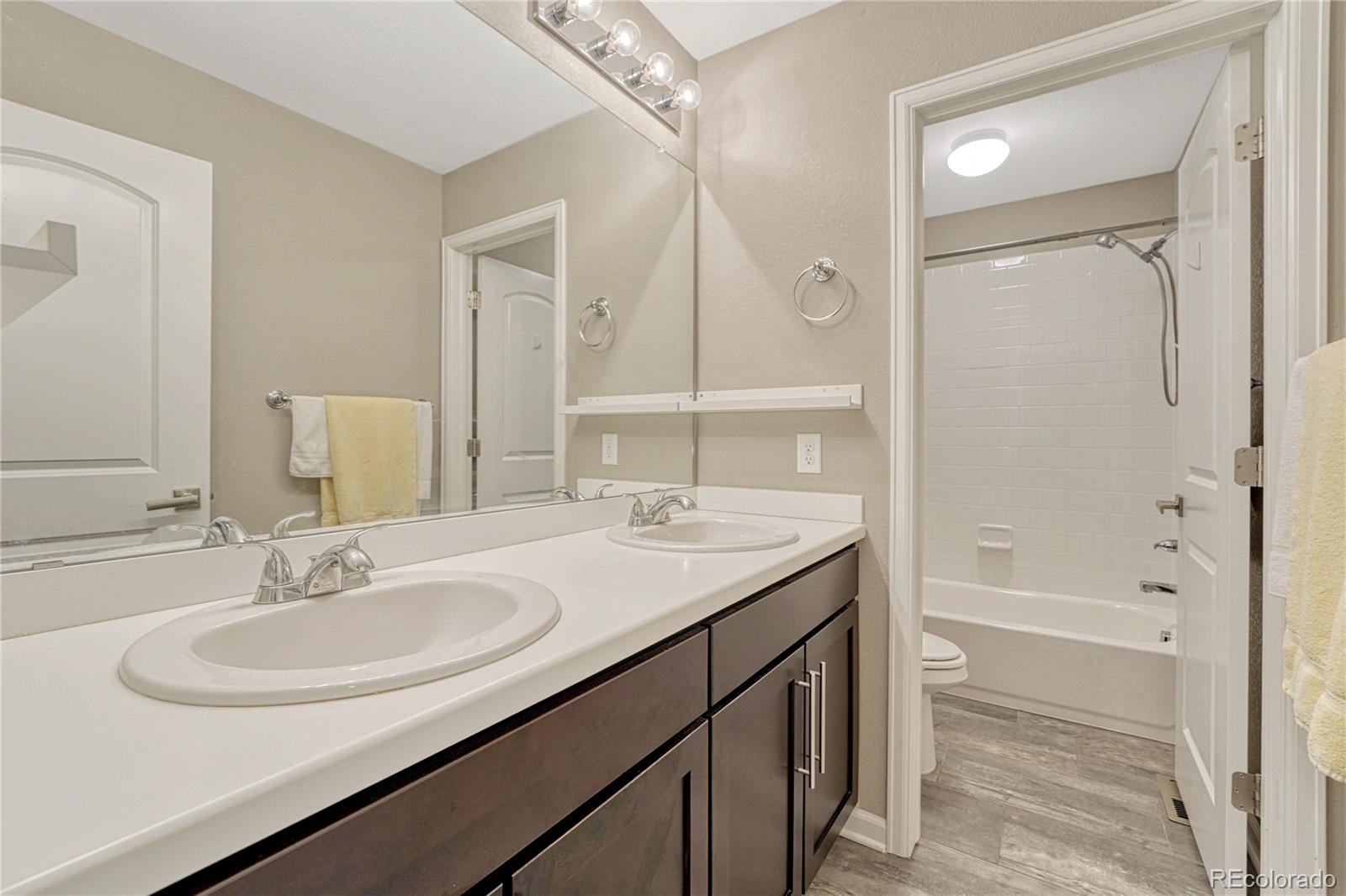 MLS Image #27 for 681 e dry creek circle,littleton, Colorado