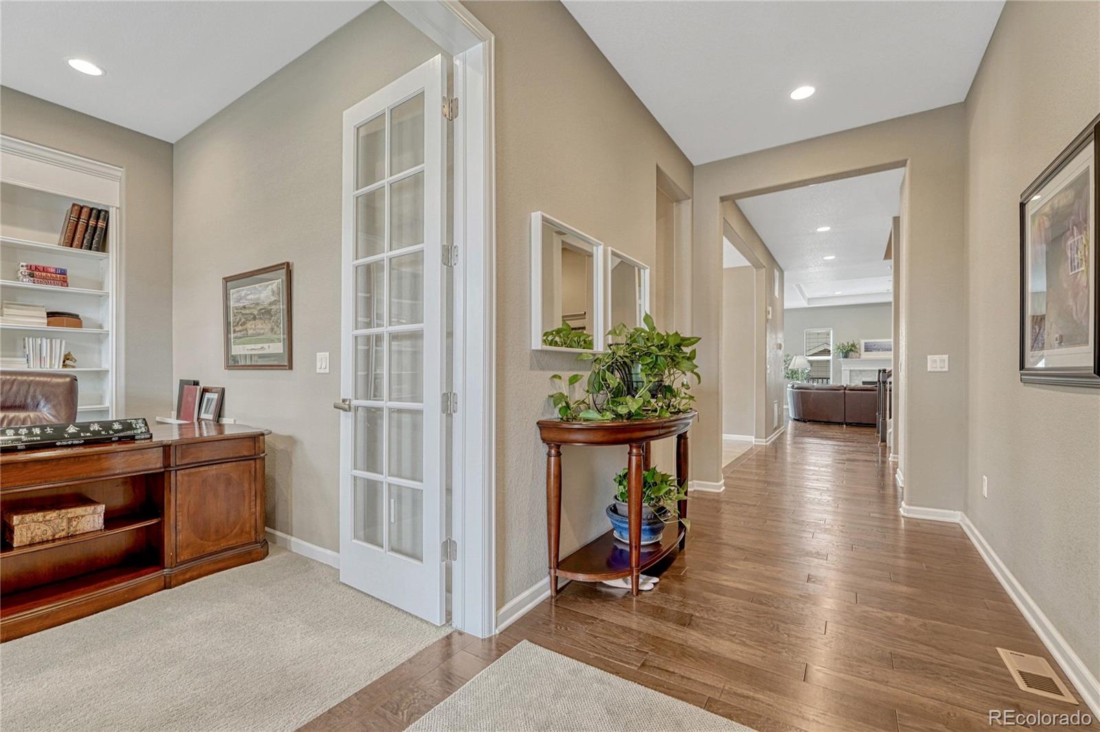 MLS Image #3 for 681 e dry creek circle,littleton, Colorado