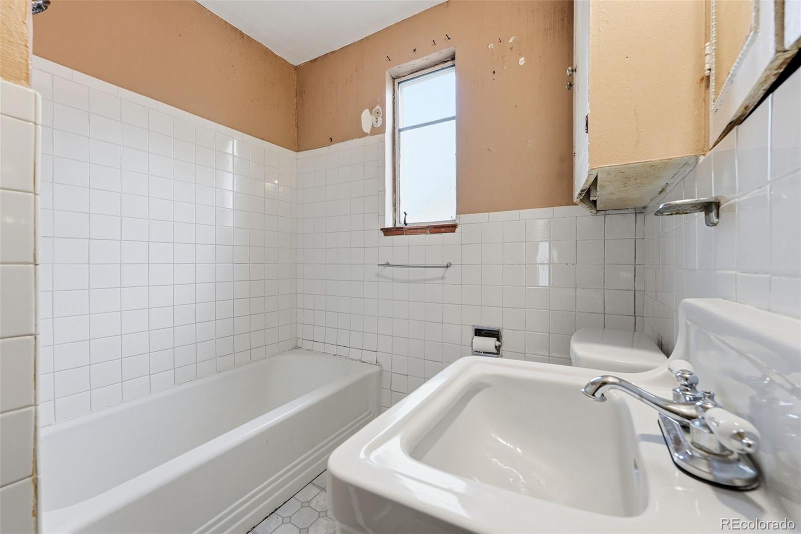 MLS Image #11 for 2661 n glencoe street,denver, Colorado