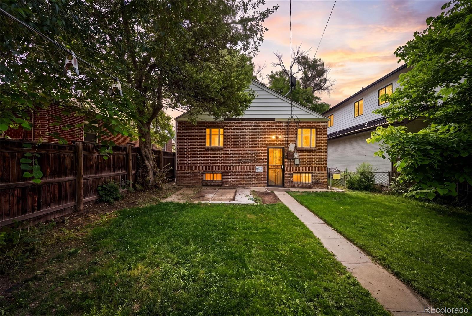 MLS Image #19 for 2661 n glencoe street,denver, Colorado