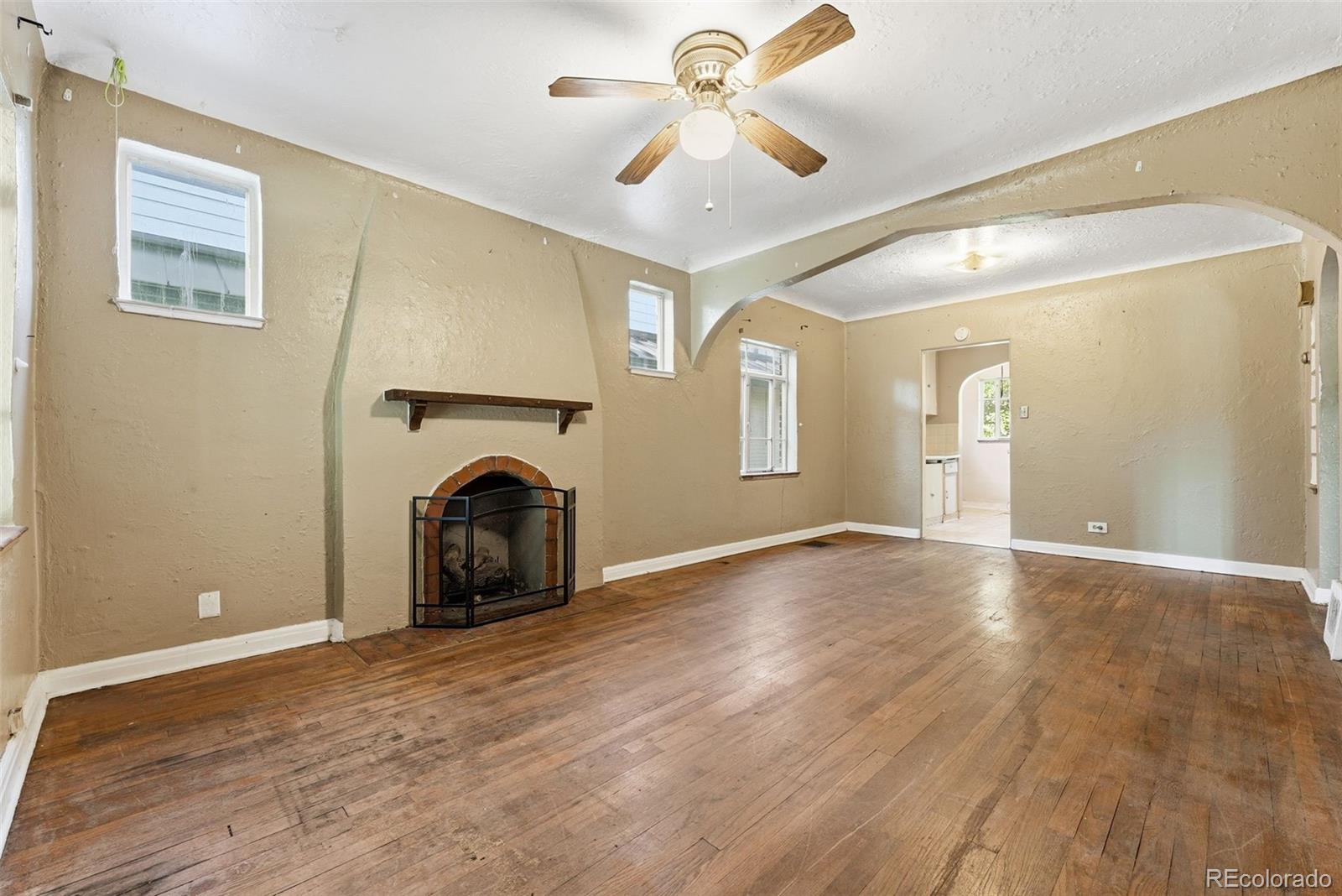 MLS Image #3 for 2661 n glencoe street,denver, Colorado
