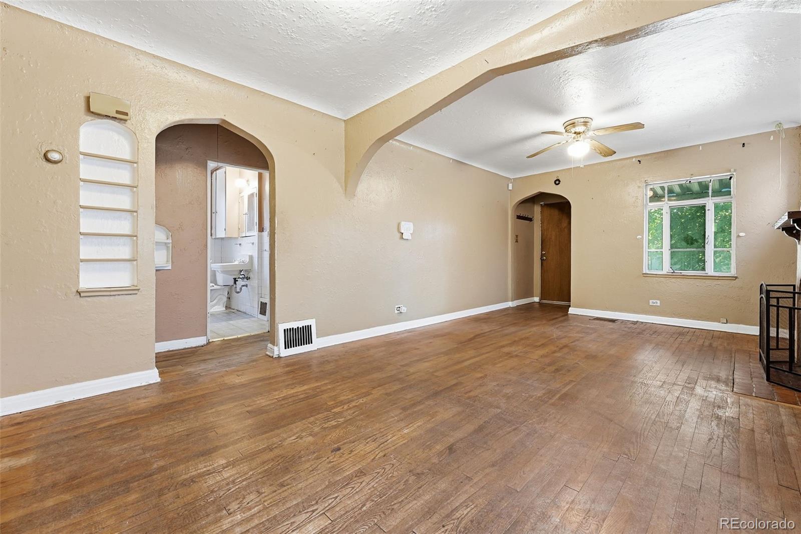 MLS Image #5 for 2661 n glencoe street,denver, Colorado