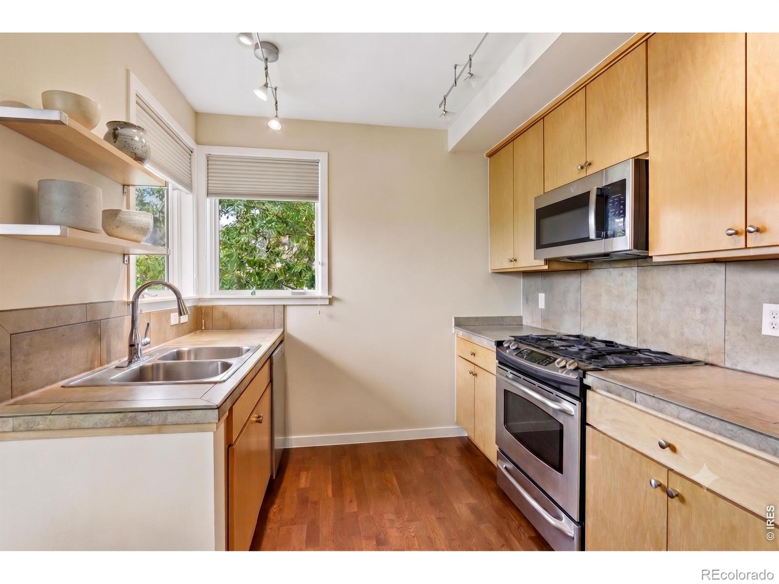 MLS Image #10 for 4730  holiday drive,boulder, Colorado