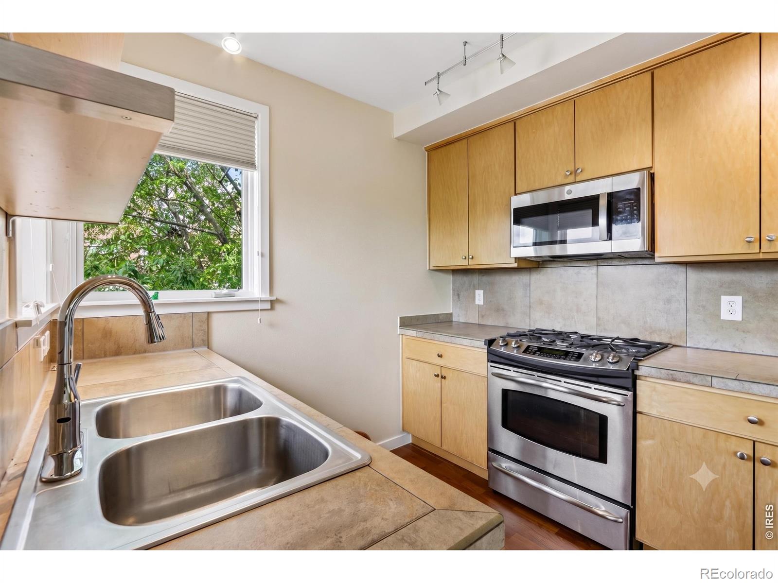 MLS Image #9 for 4730  holiday drive,boulder, Colorado