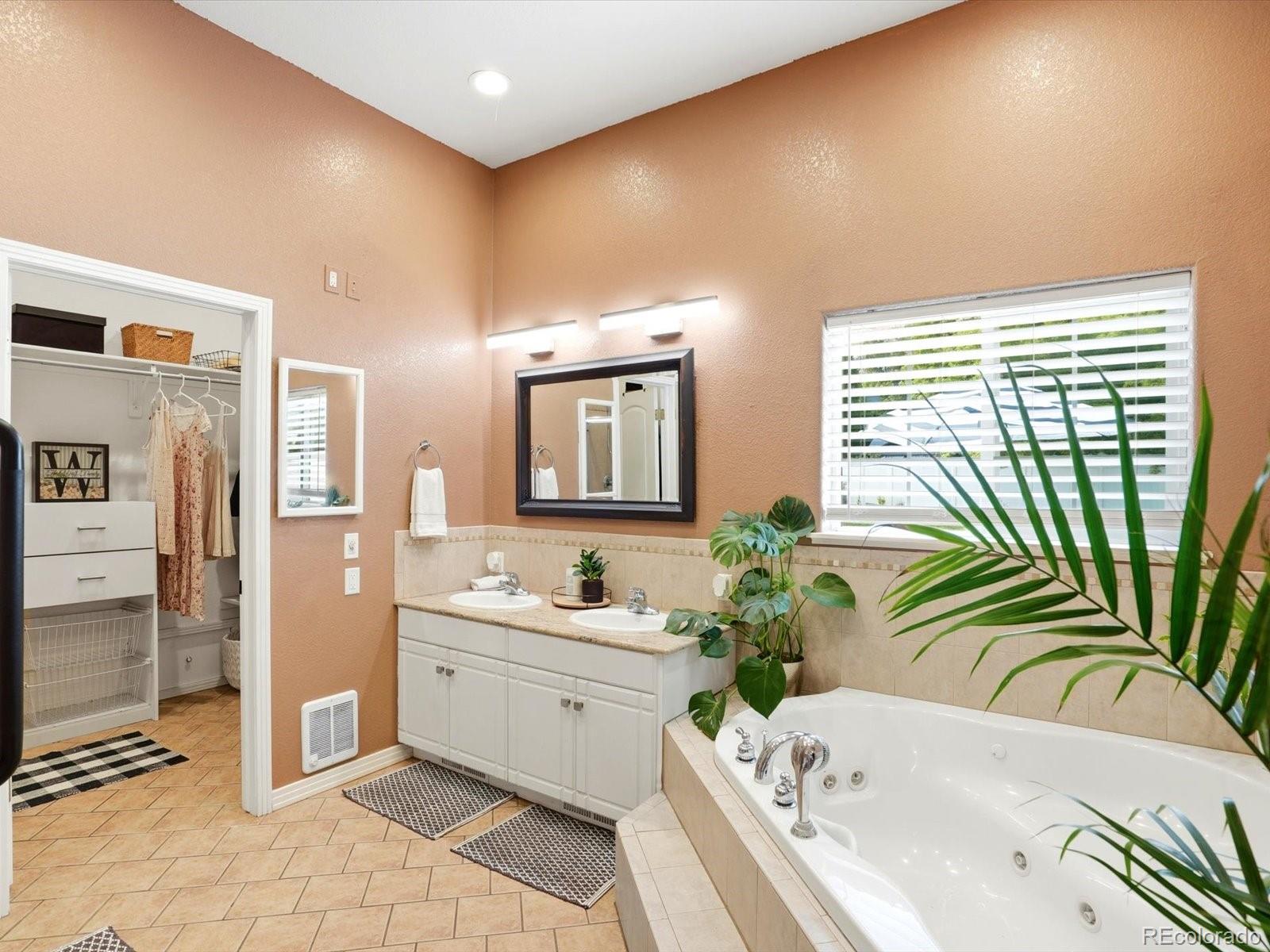 MLS Image #13 for 6795 w 26th avenue,wheat ridge, Colorado