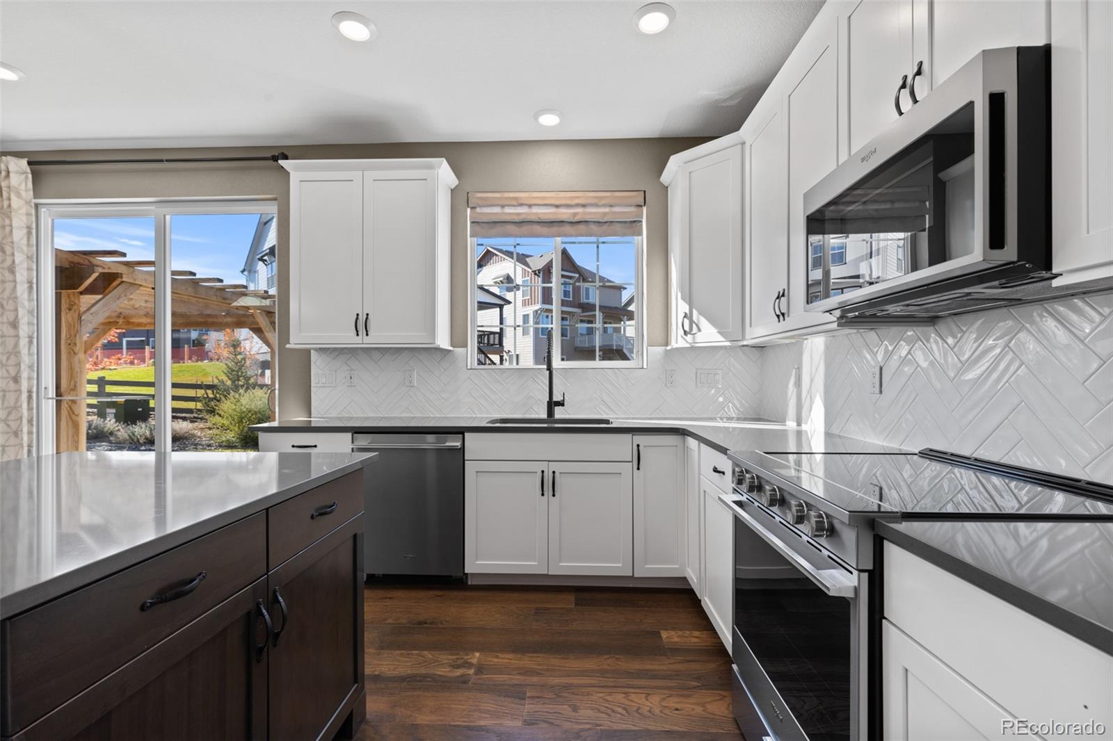 MLS Image #5 for 1694  stable view drive,castle pines, Colorado