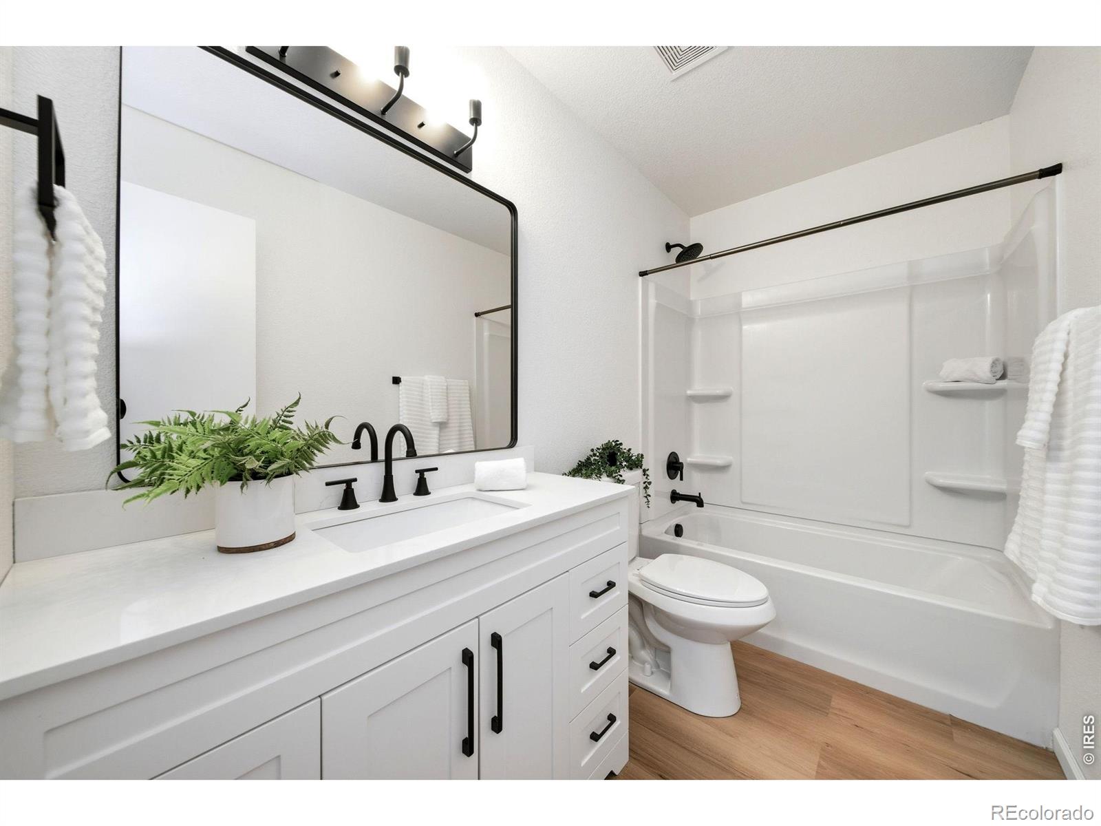 MLS Image #22 for 526  suntrail drive,loveland, Colorado