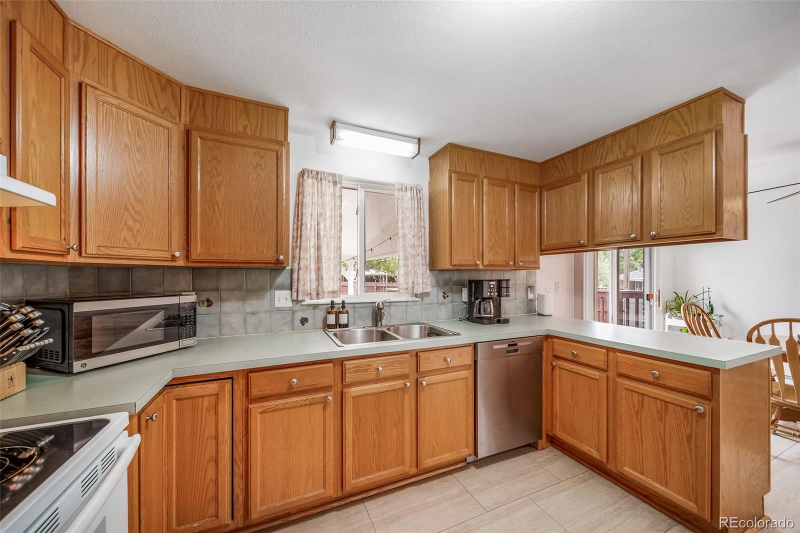 MLS Image #12 for 8070  greenwood court,denver, Colorado