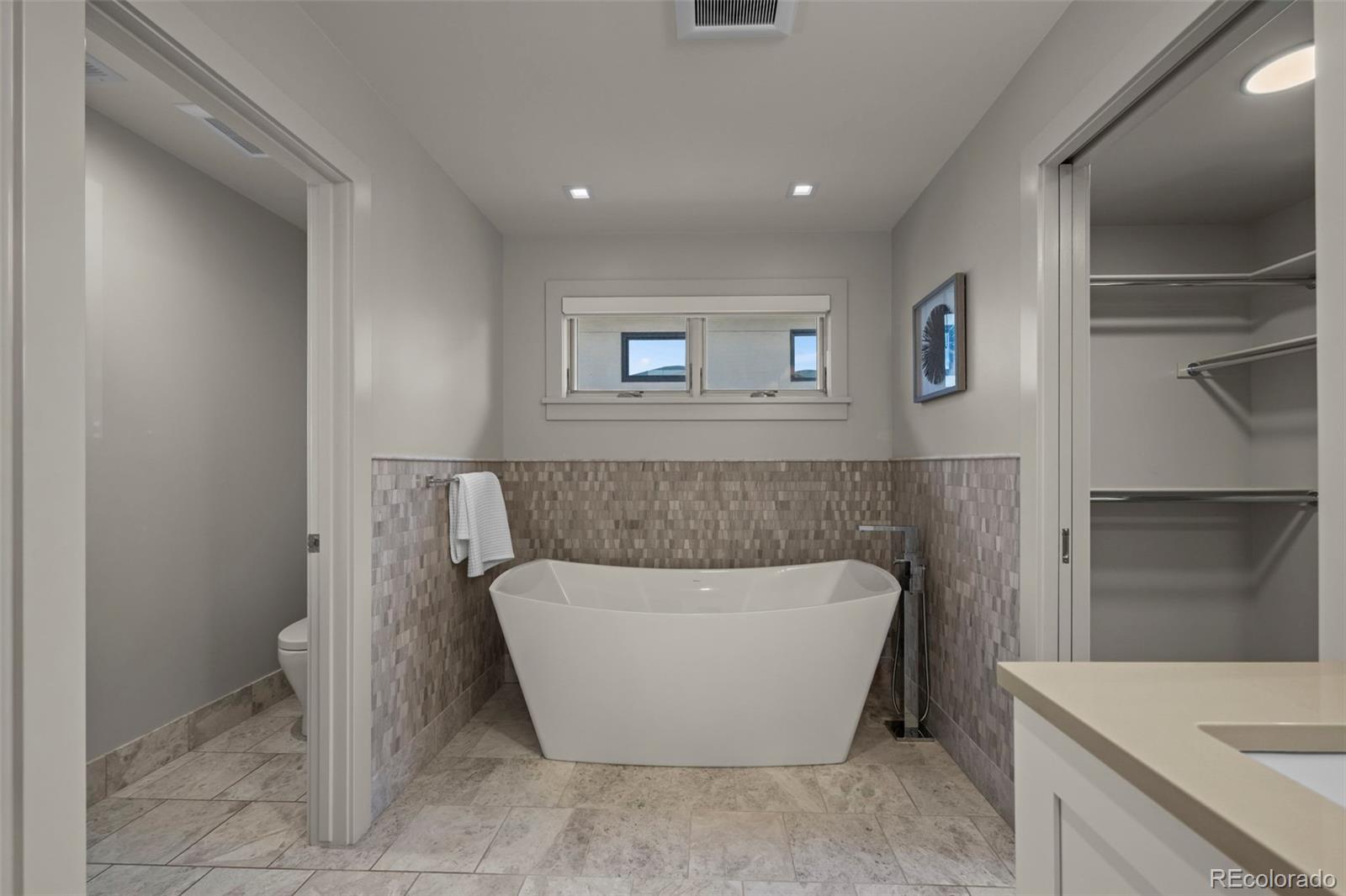 MLS Image #29 for 6956 e archer place,denver, Colorado