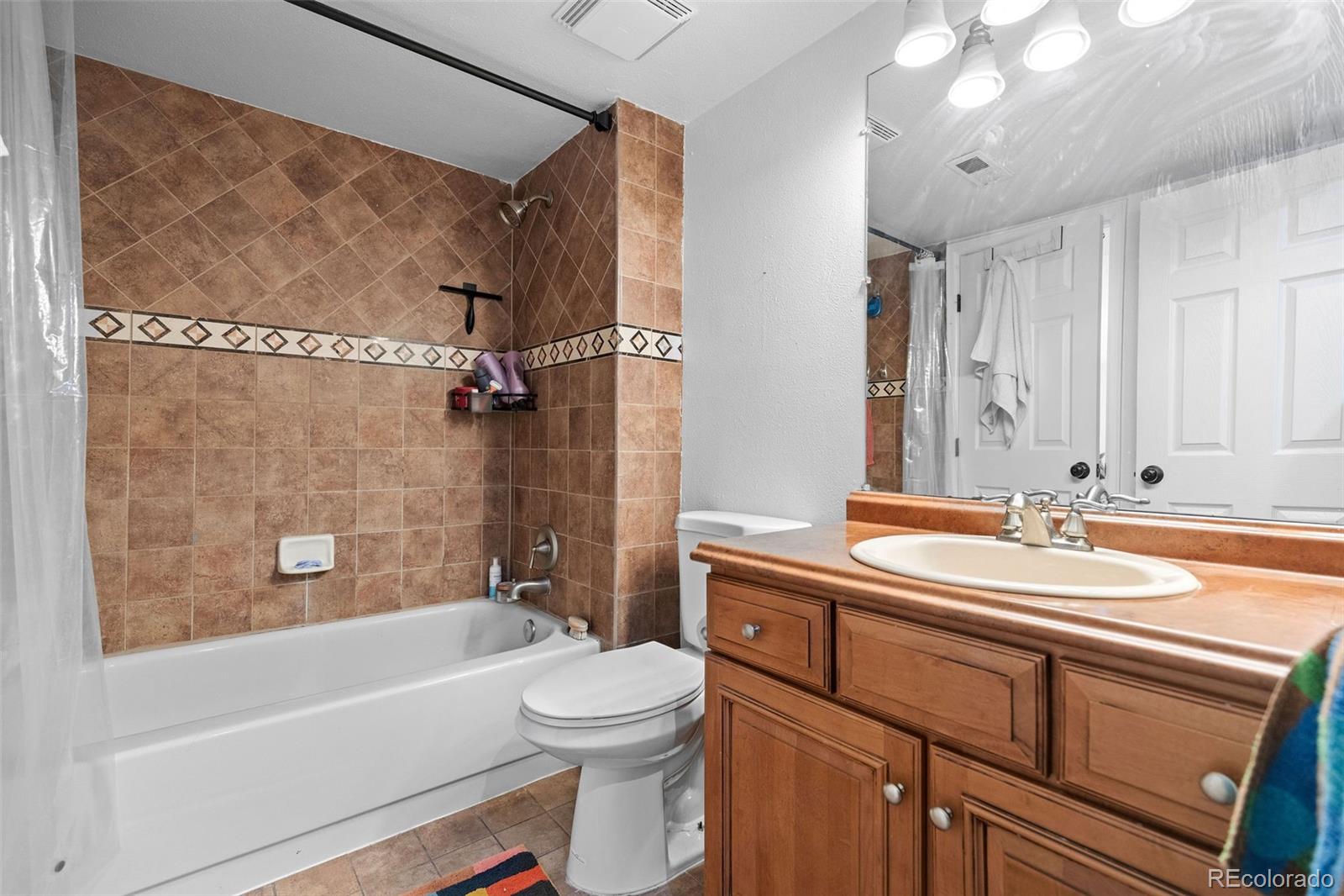 MLS Image #11 for 8803  colorado boulevard,thornton, Colorado