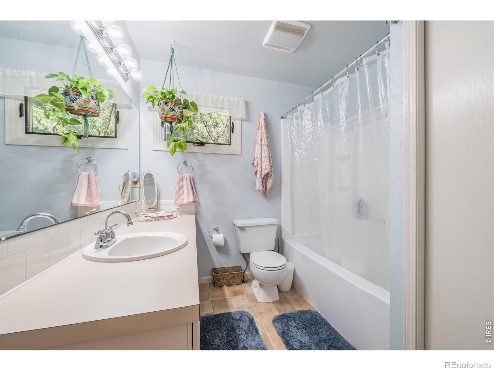 MLS Image #26 for 540  redwood circle,berthoud, Colorado