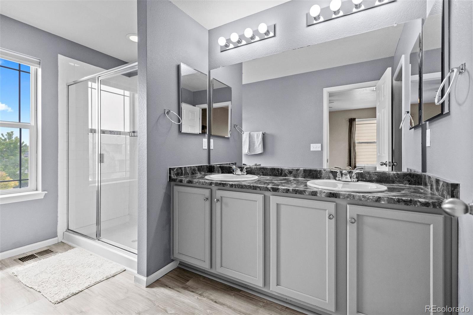 MLS Image #14 for 25585 e maple place,aurora, Colorado