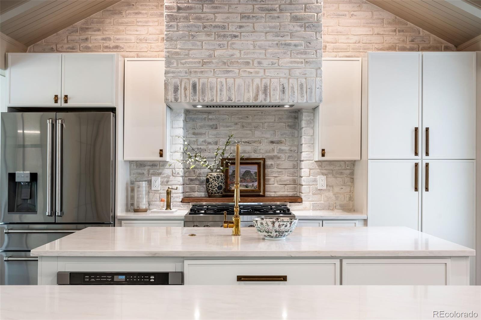 MLS Image #4 for 8024 s oneida court,centennial, Colorado