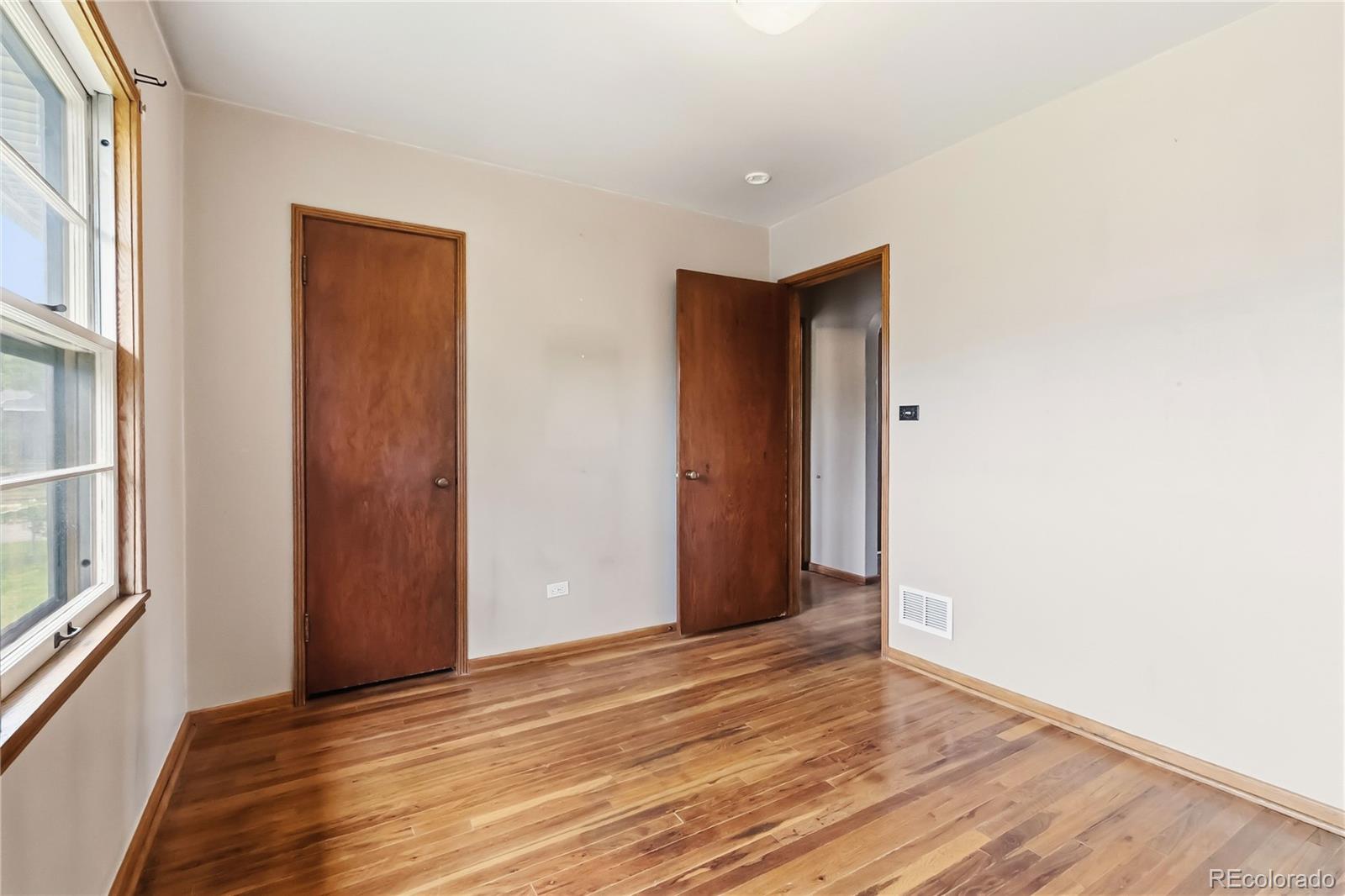 MLS Image #10 for 3995 s pennsylvania street,englewood, Colorado