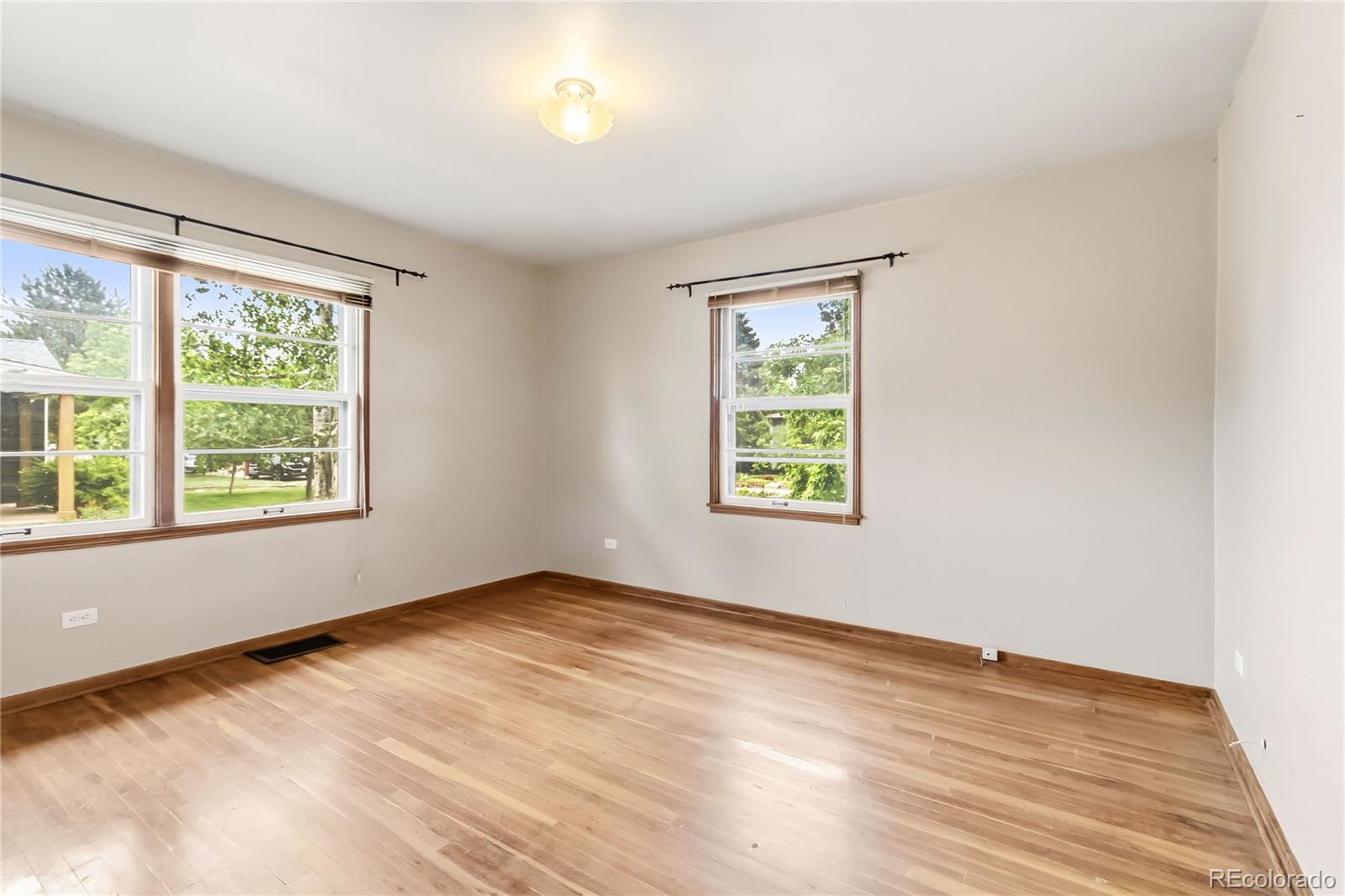 MLS Image #11 for 3995 s pennsylvania street,englewood, Colorado