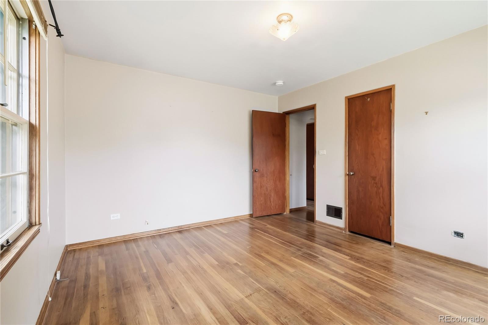 MLS Image #12 for 3995 s pennsylvania street,englewood, Colorado