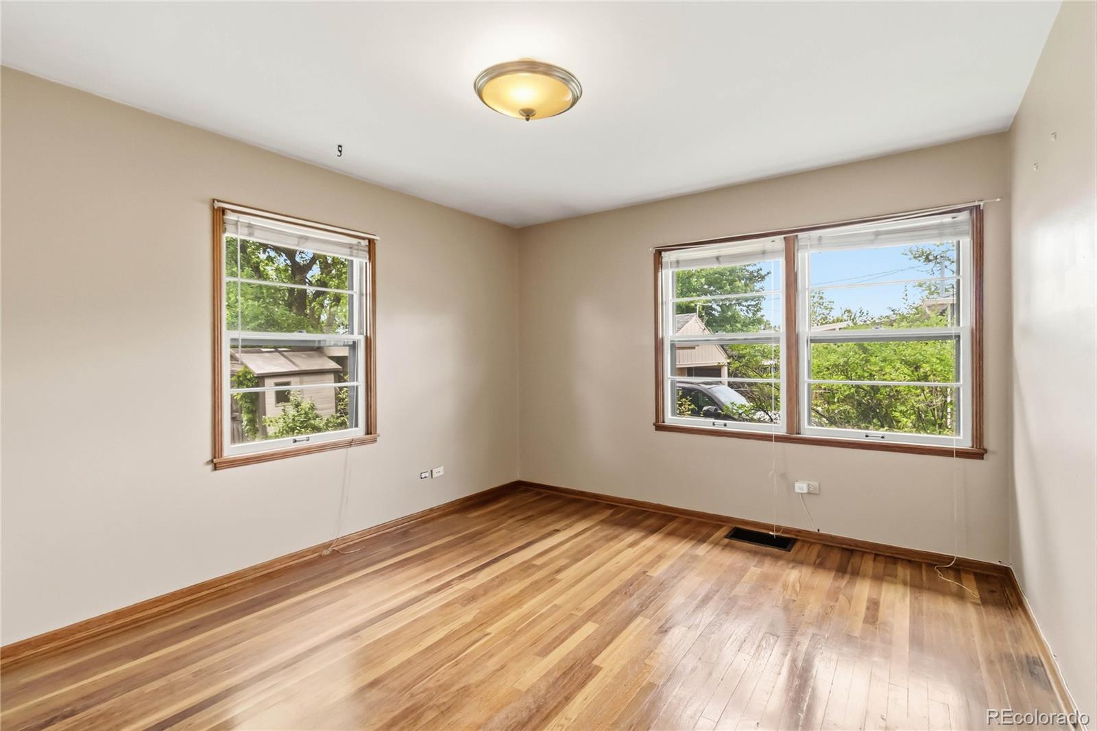 MLS Image #15 for 3995 s pennsylvania street,englewood, Colorado