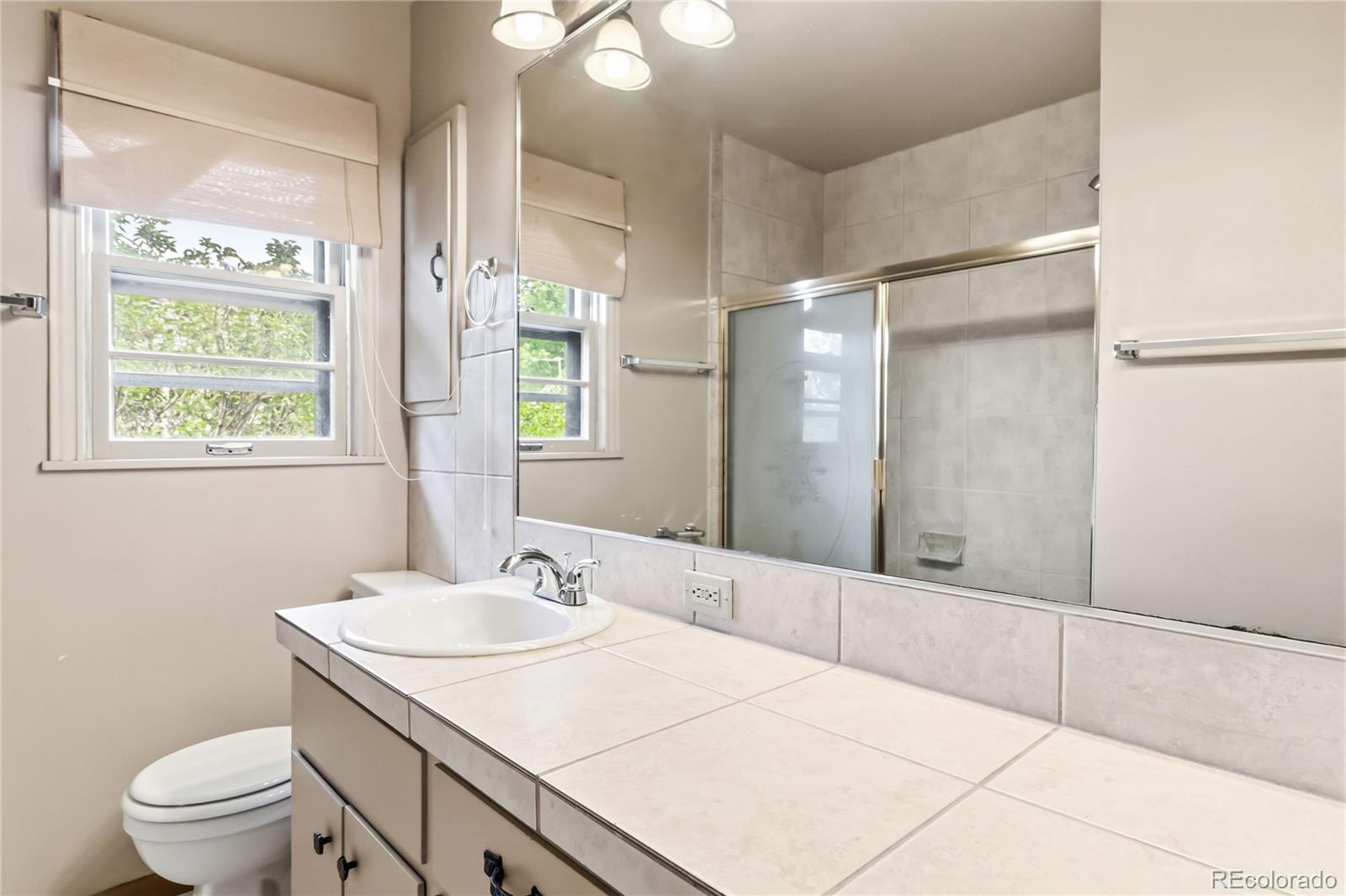 MLS Image #22 for 3995 s pennsylvania street,englewood, Colorado